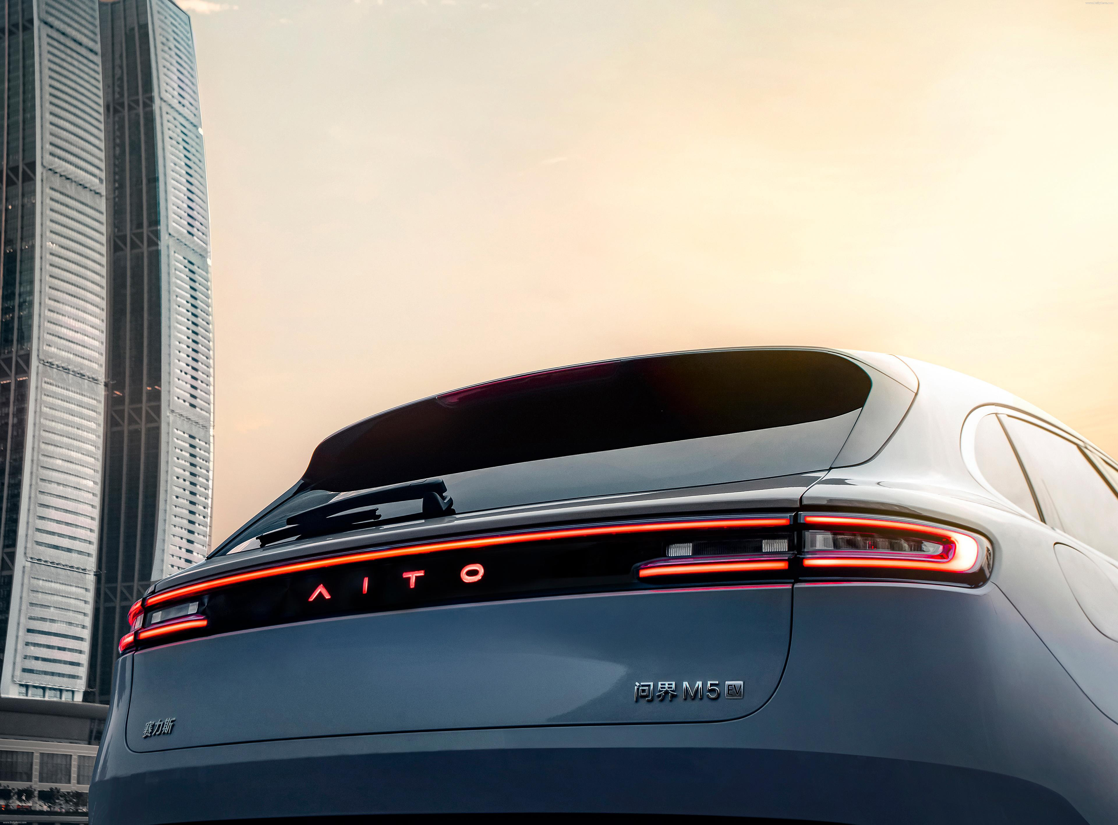 Picture of 2022 AITO M5 EV