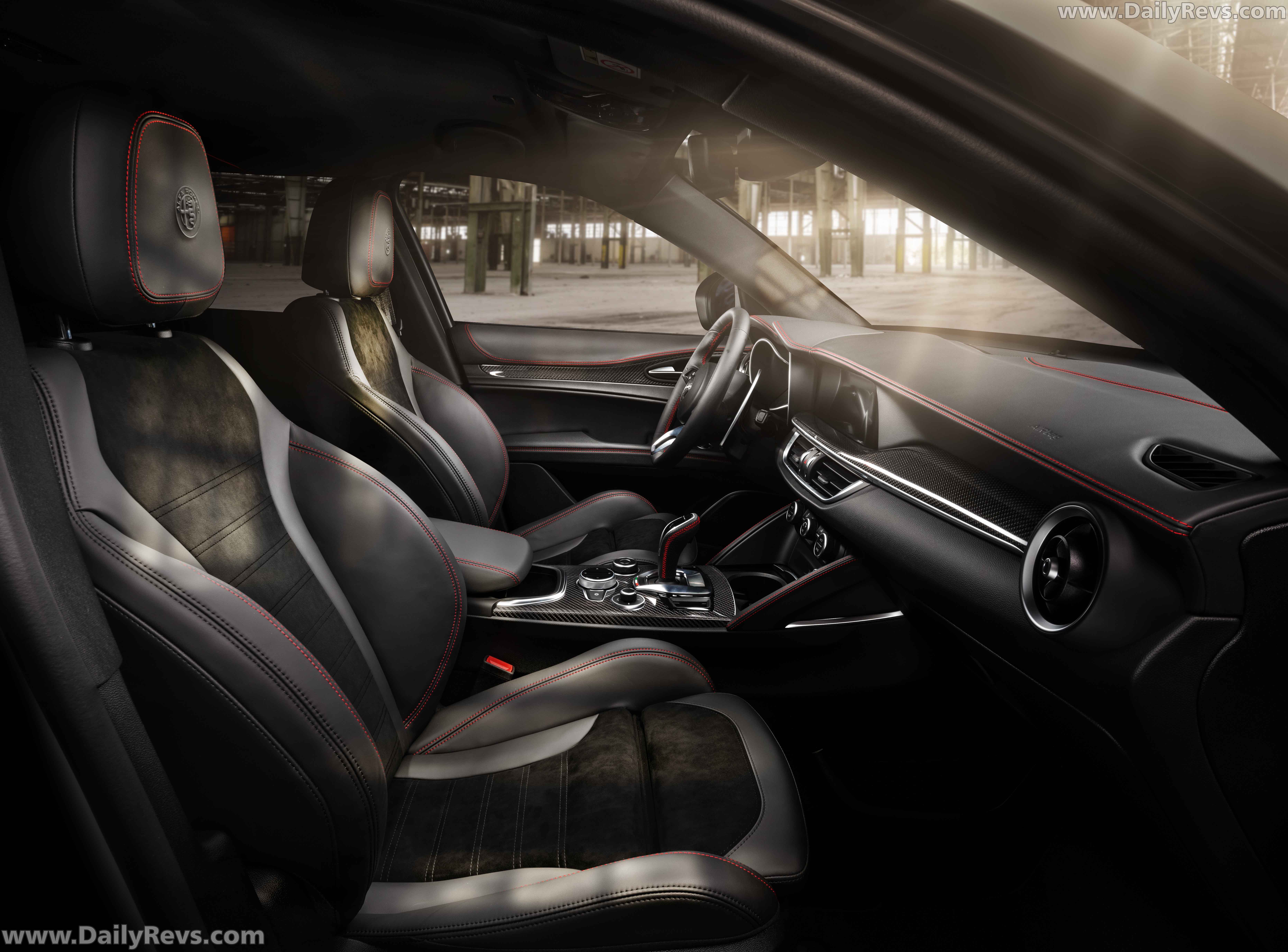 Picture of 2021 Alfa Romeo Stelvio Veloce Ti