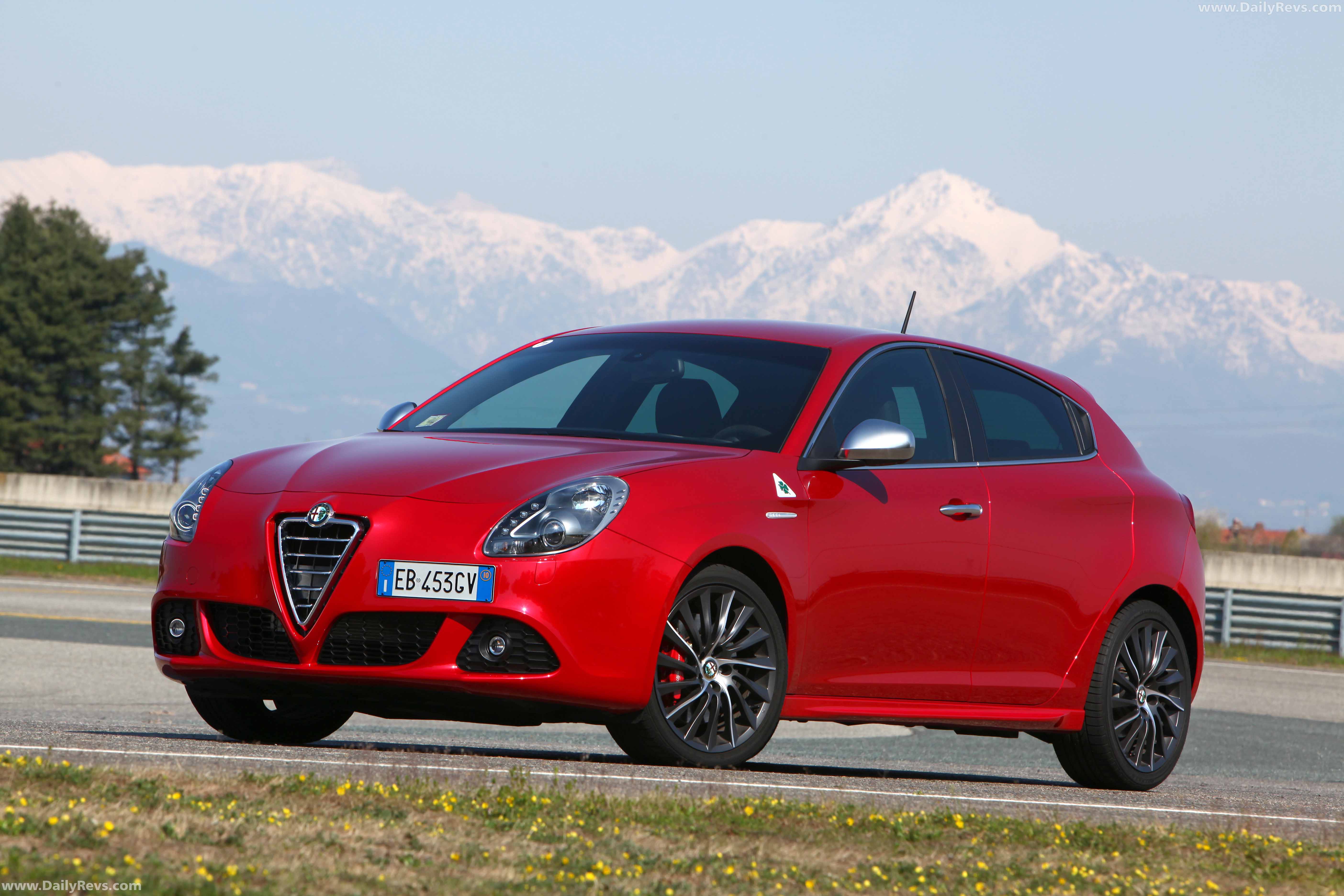 Image for 2014 Alfa Romeo Giulietta Quadrifoglio Verde - Exteriors, Interiors and Details