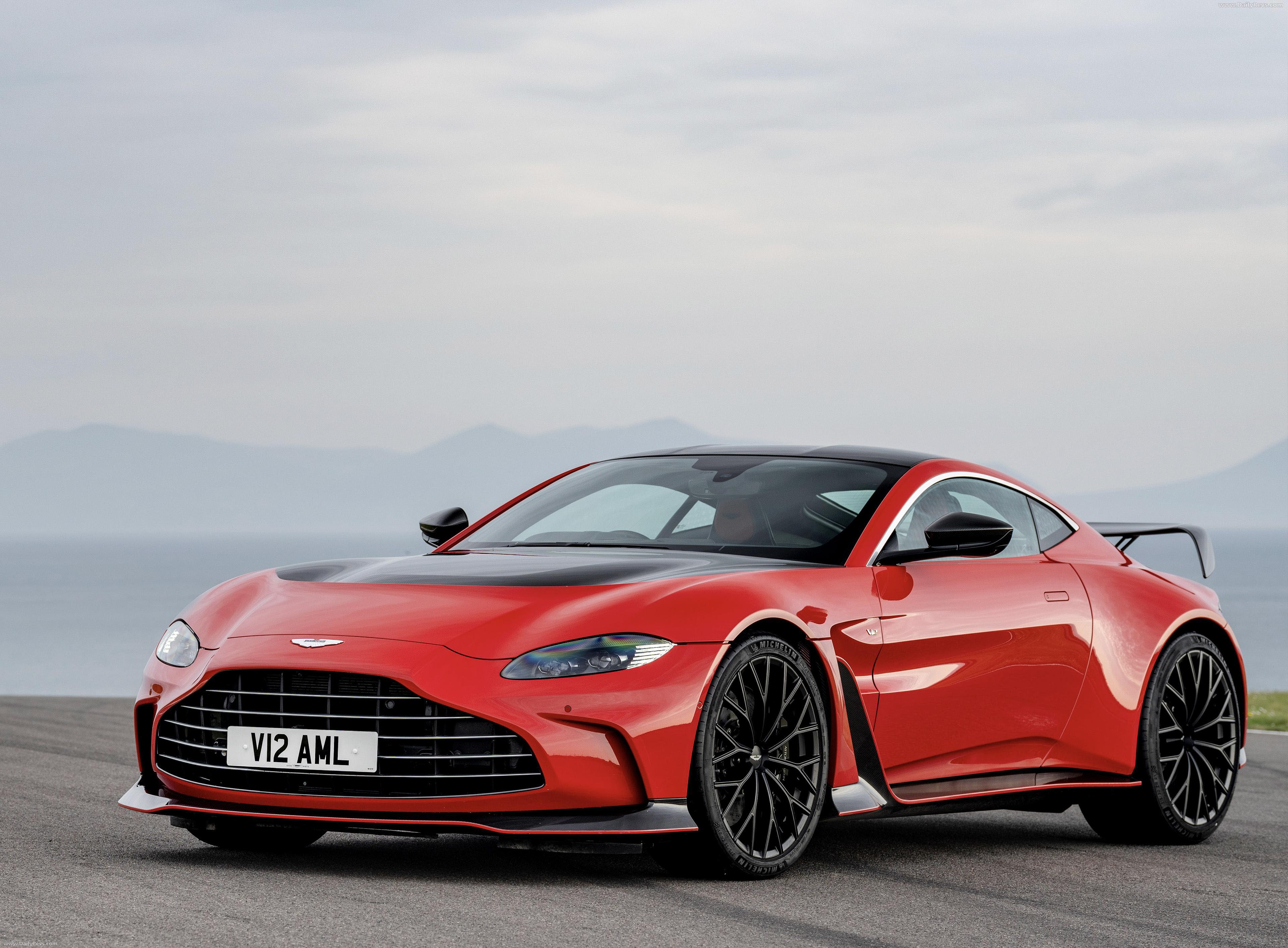 Image for 2023 Aston Martin V12 Vantage UK - Exteriors, Interiors and Details