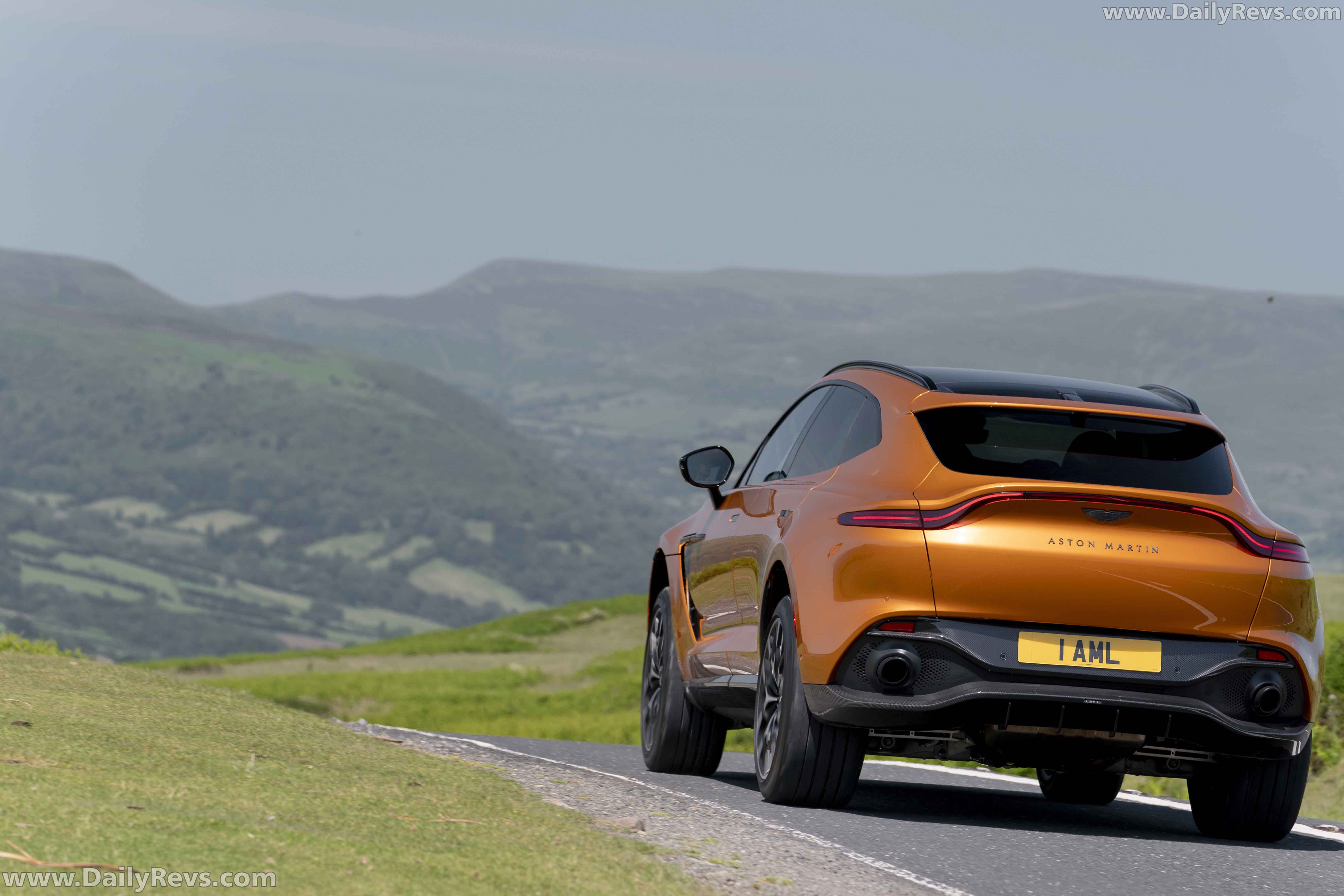 Image for 2021 Aston Martin DBX Golden Saffron - Exteriors, Interiors and Details