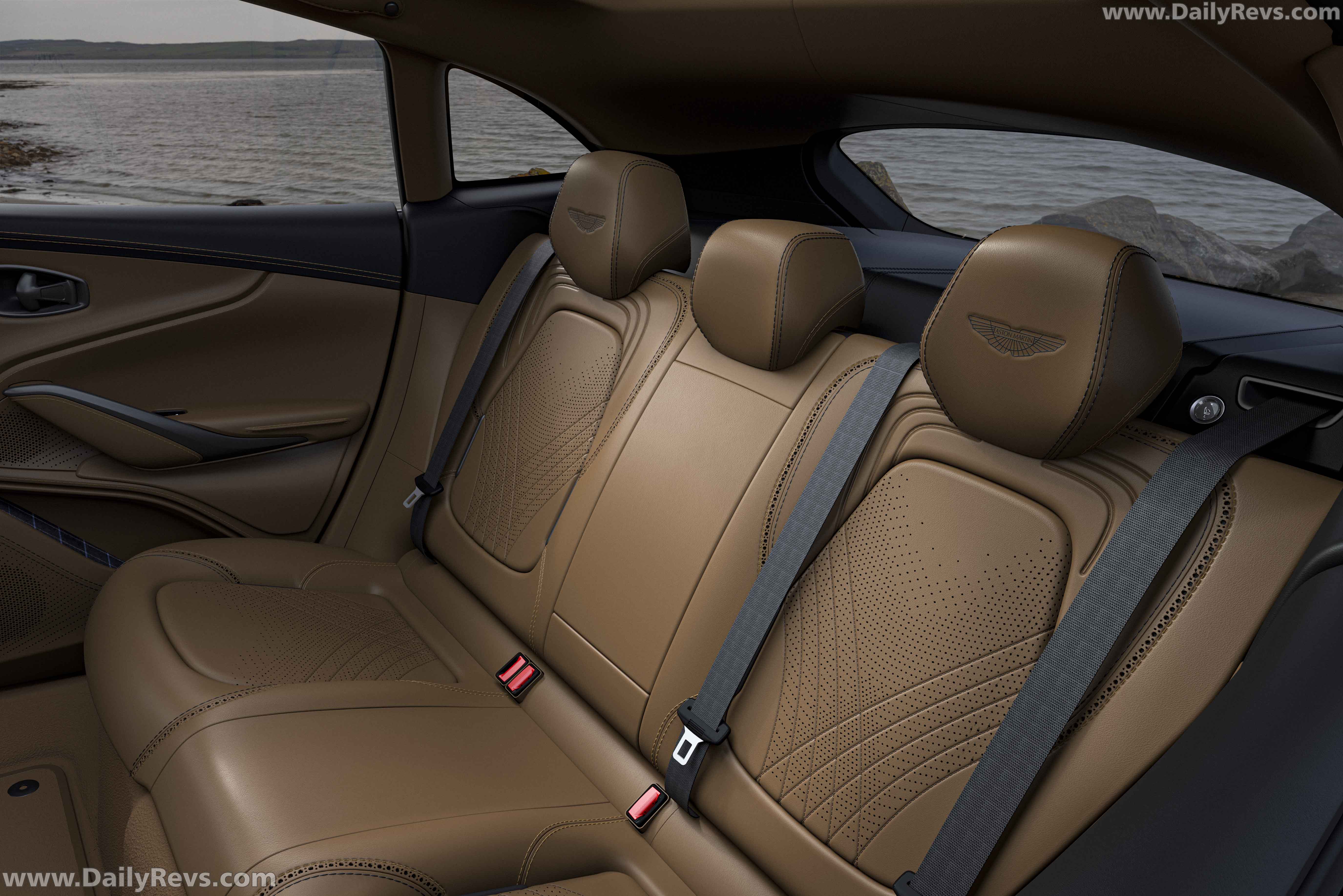 Picture of 2021 Aston Martin DBX Bowmore Edition