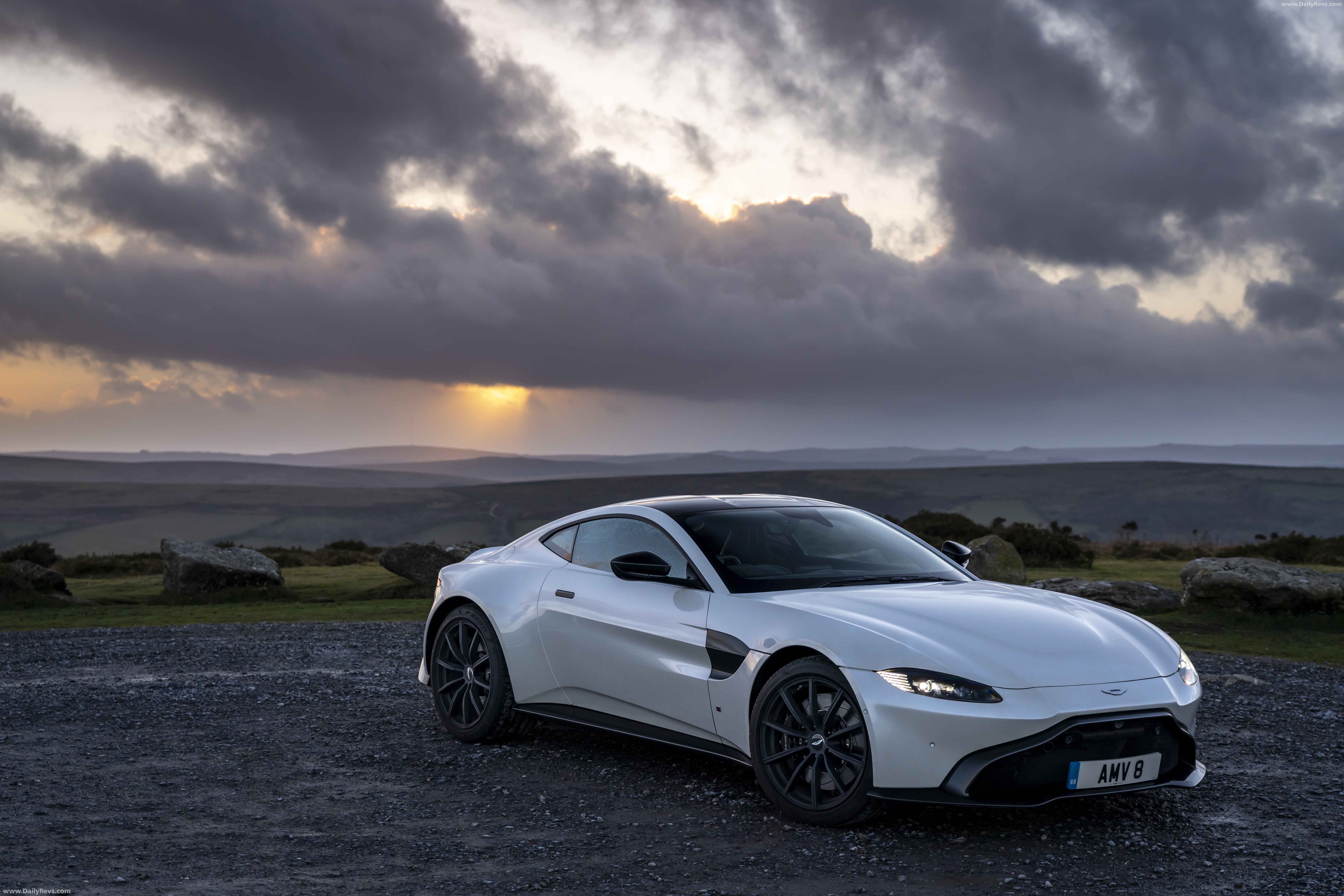 Image for 2019 Aston Martin Vantage Morning Frost White - Exteriors, Interiors and Details