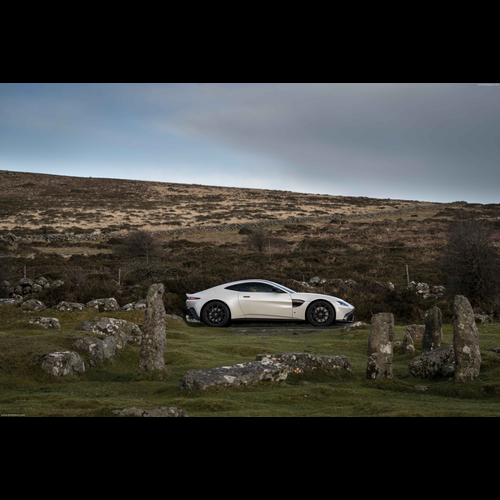 Image for 2019 Aston Martin Vantage Morning Frost White - Exteriors, Interiors and Details