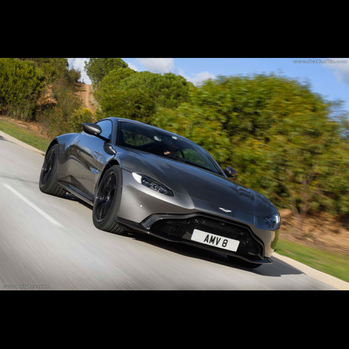 Image for 2019 Aston Martin Vantage Tungsten Silver - Exteriors, Interiors and Details