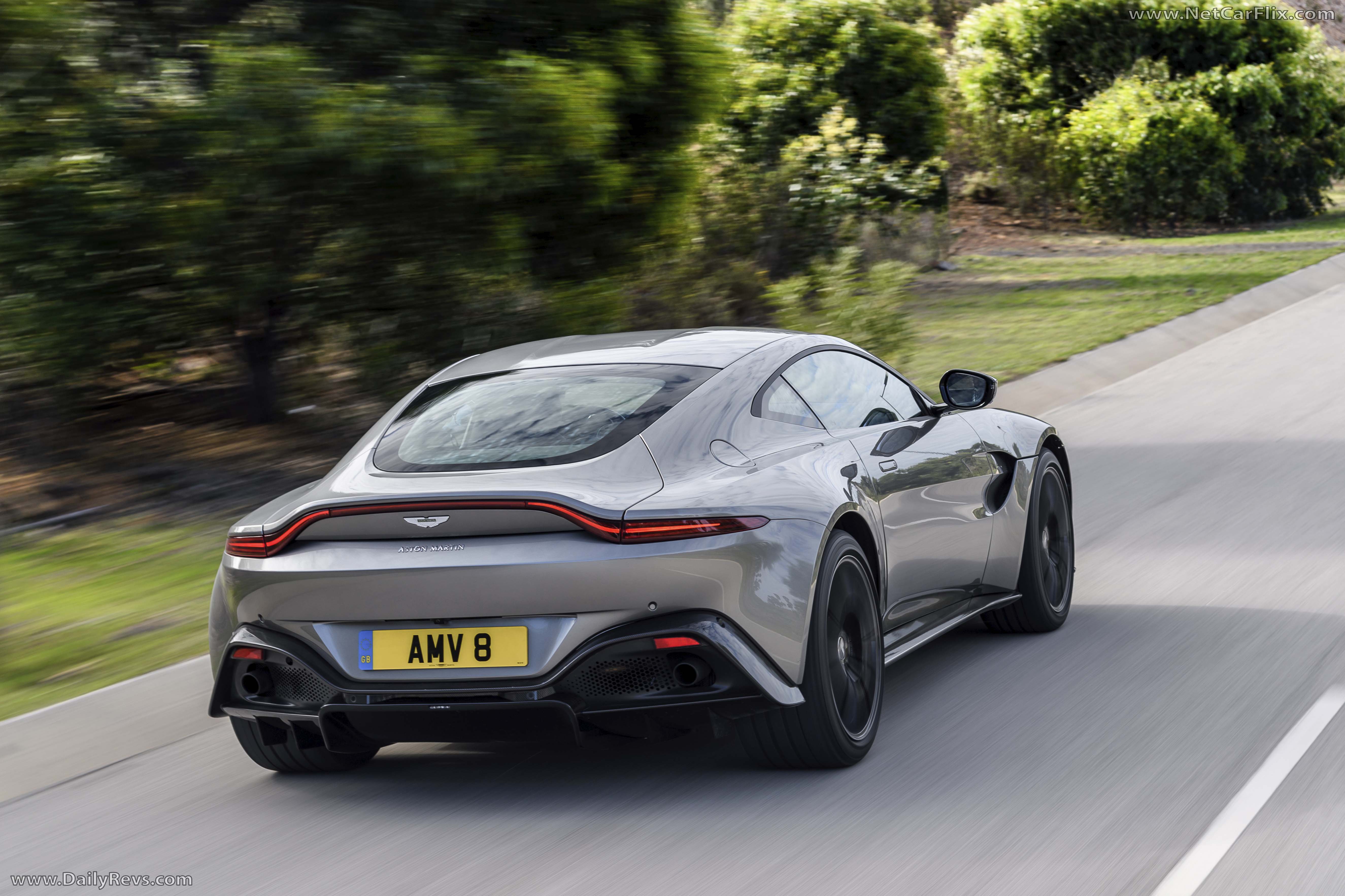 Image for 2019 Aston Martin Vantage Tungsten Silver - Exteriors, Interiors and Details