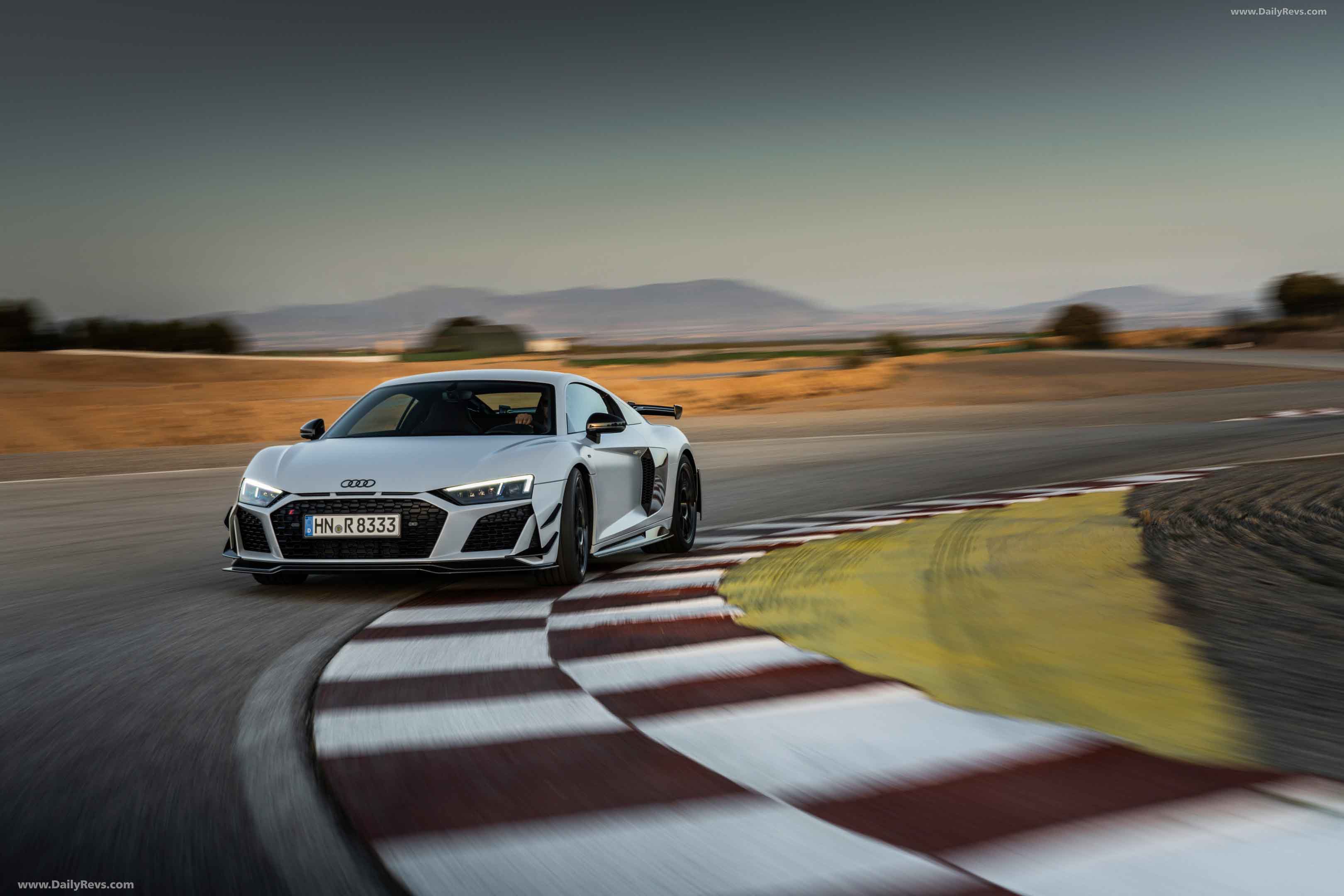 Image for 2023 Audi R8 Coupe V10 GT RWD - Exteriors, Interiors and Details