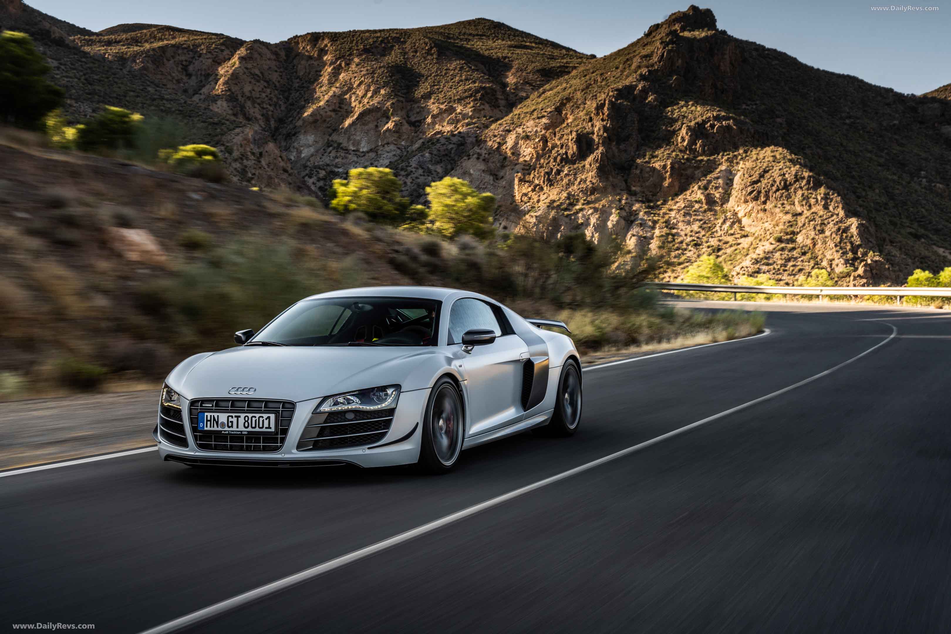 Image for 2023 Audi R8 Coupe V10 GT RWD - Exteriors, Interiors and Details