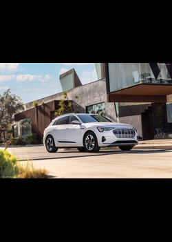 Image for 2022 Audi e-tron US Version - Exteriors, Interiors and Details