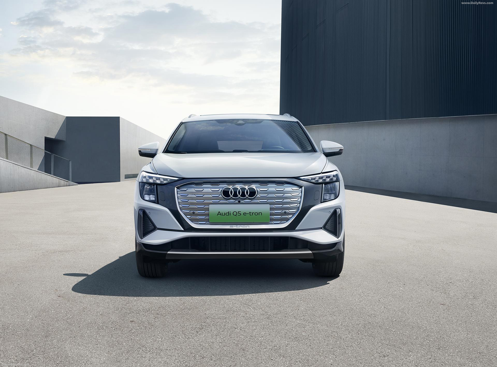 Image for 2022 Audi Q5 e-tron - Exteriors, Interiors and Details