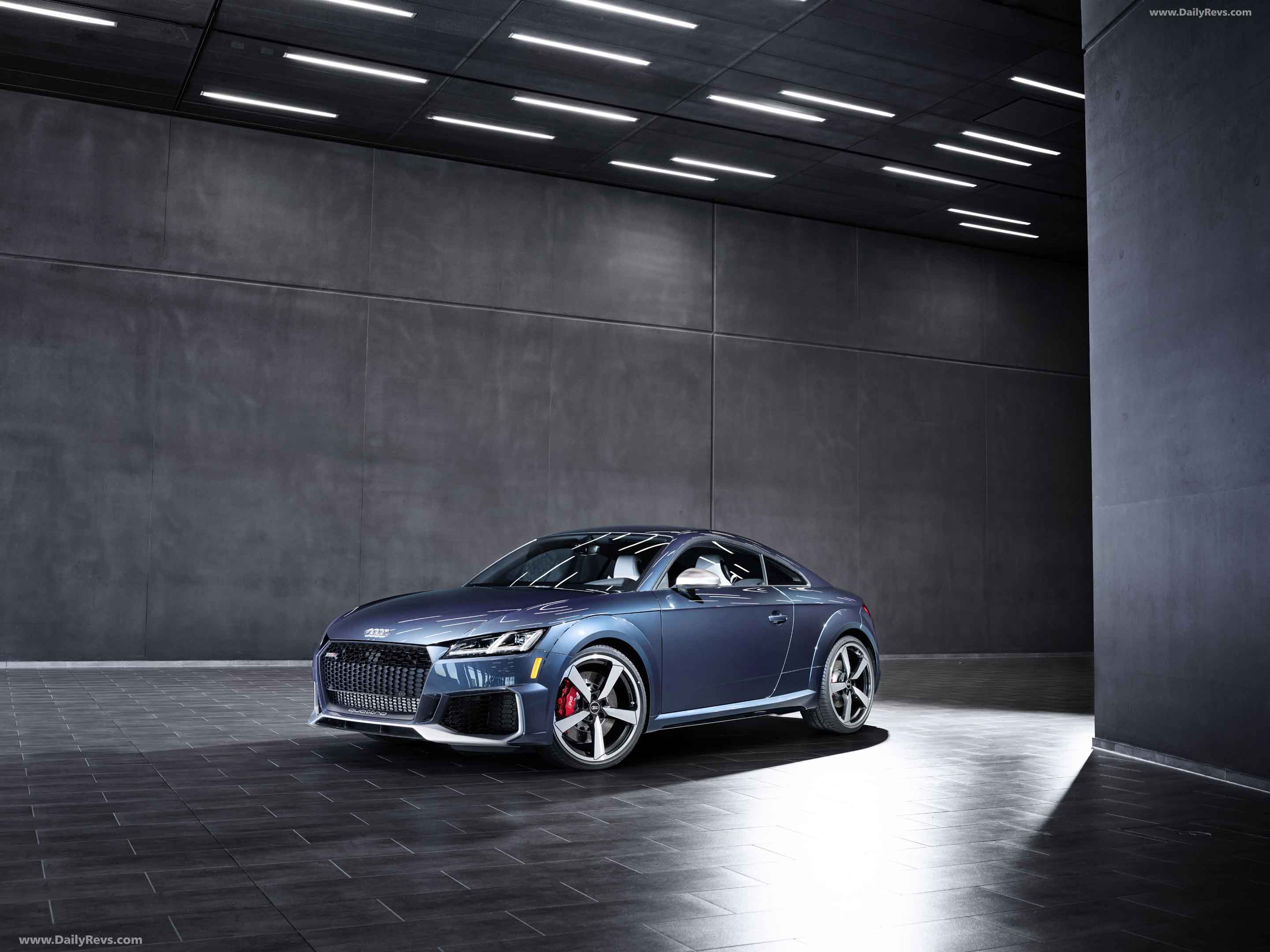 Picture of 2022 Audi TT RS Heritage Edition Helios Blue Metallic
