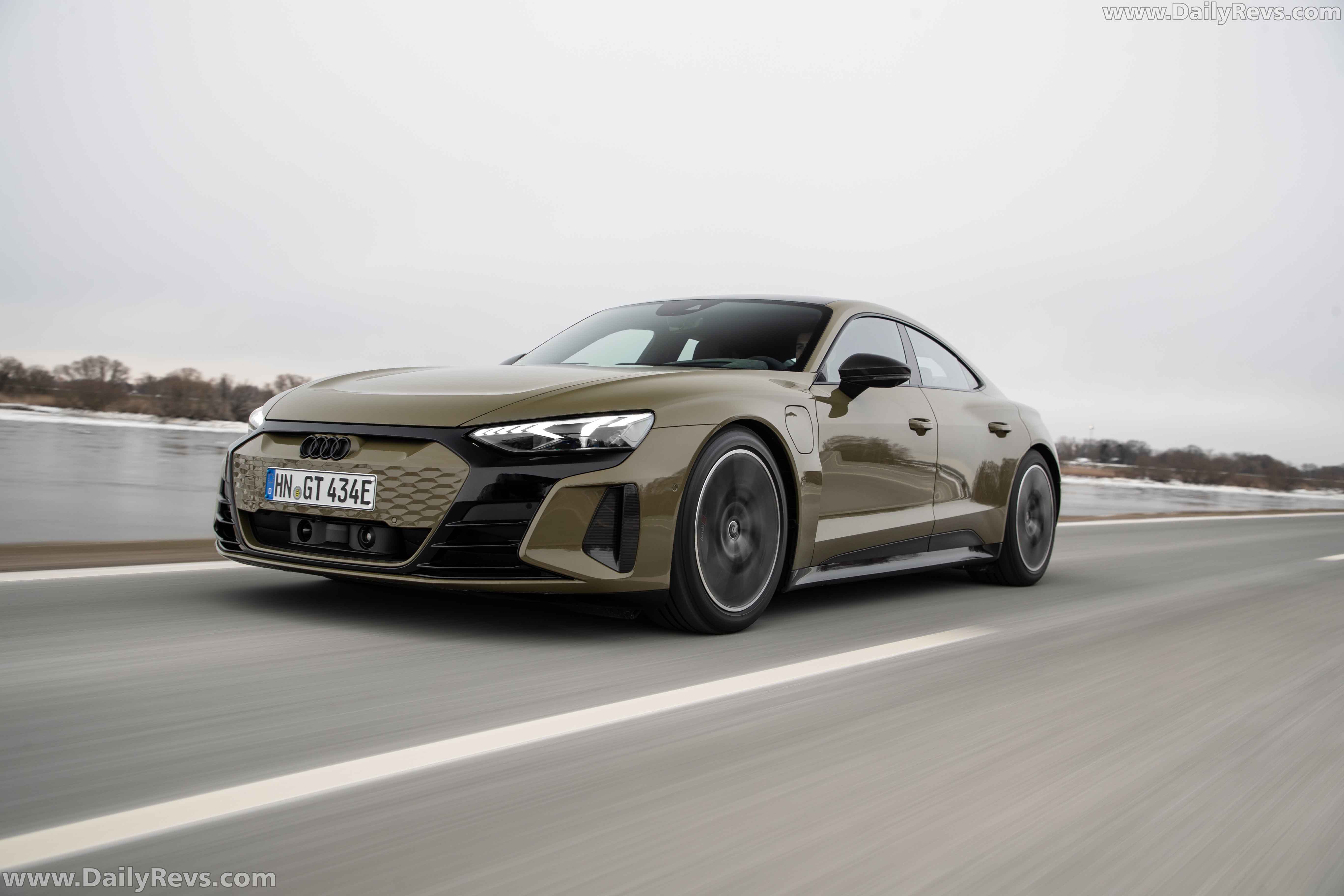 Picture of 2022 Audi RS e-tron GT