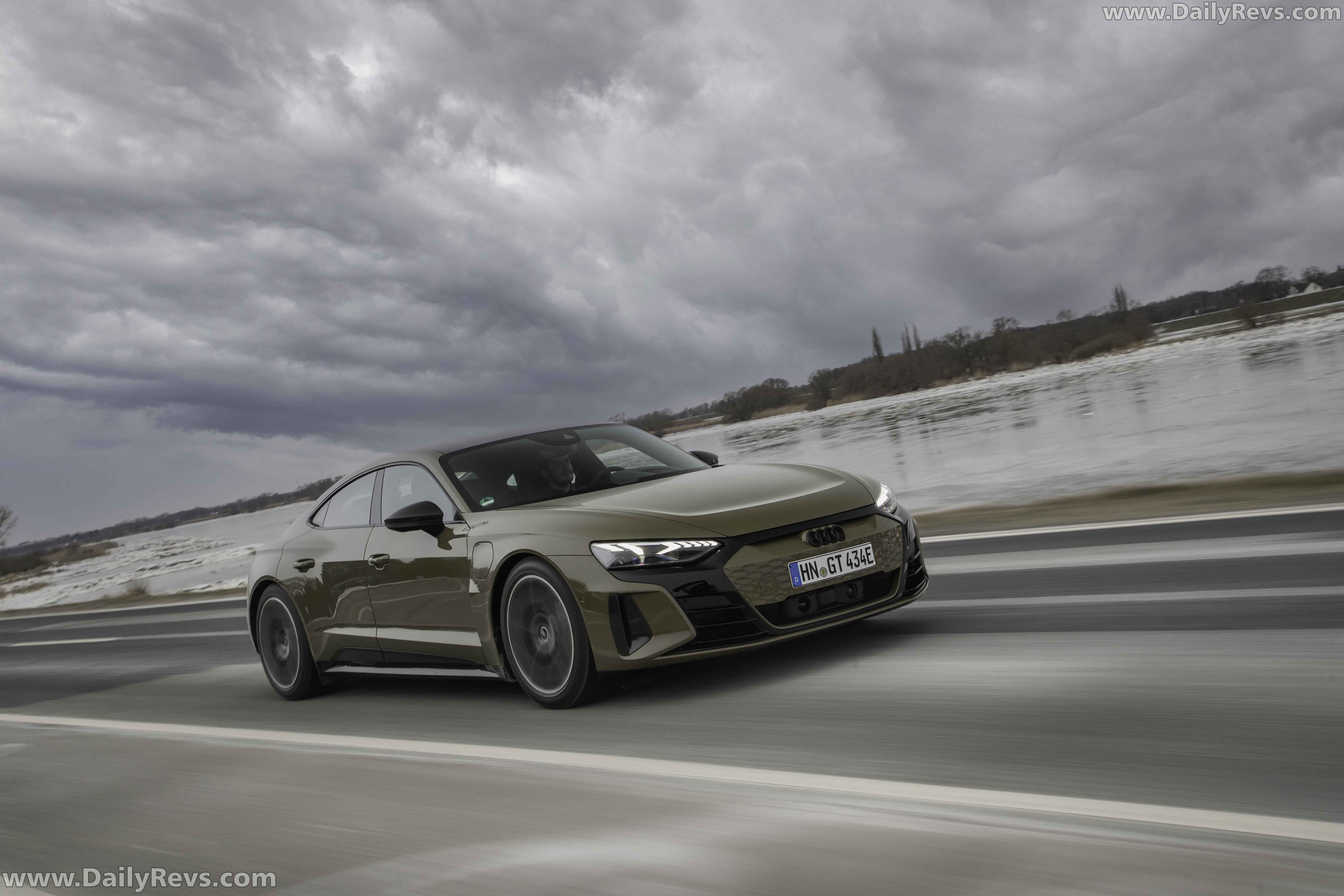 Picture of 2022 Audi RS e-tron GT