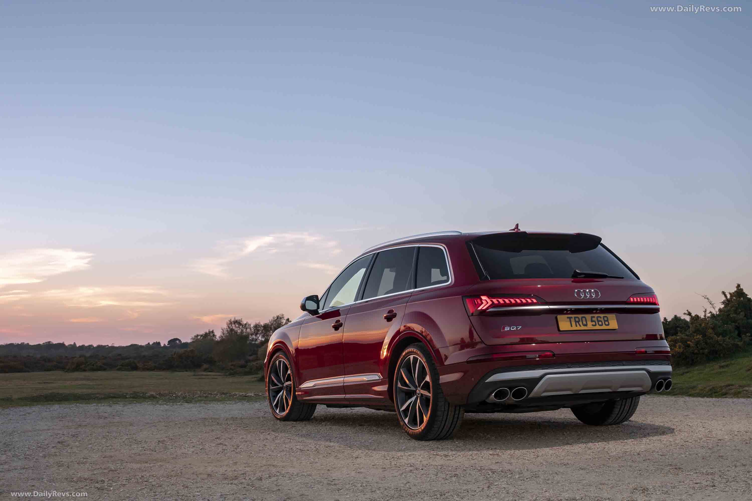 Image for 2021 Audi SQ7 TFSI UK Version - Exteriors, Interiors and Details