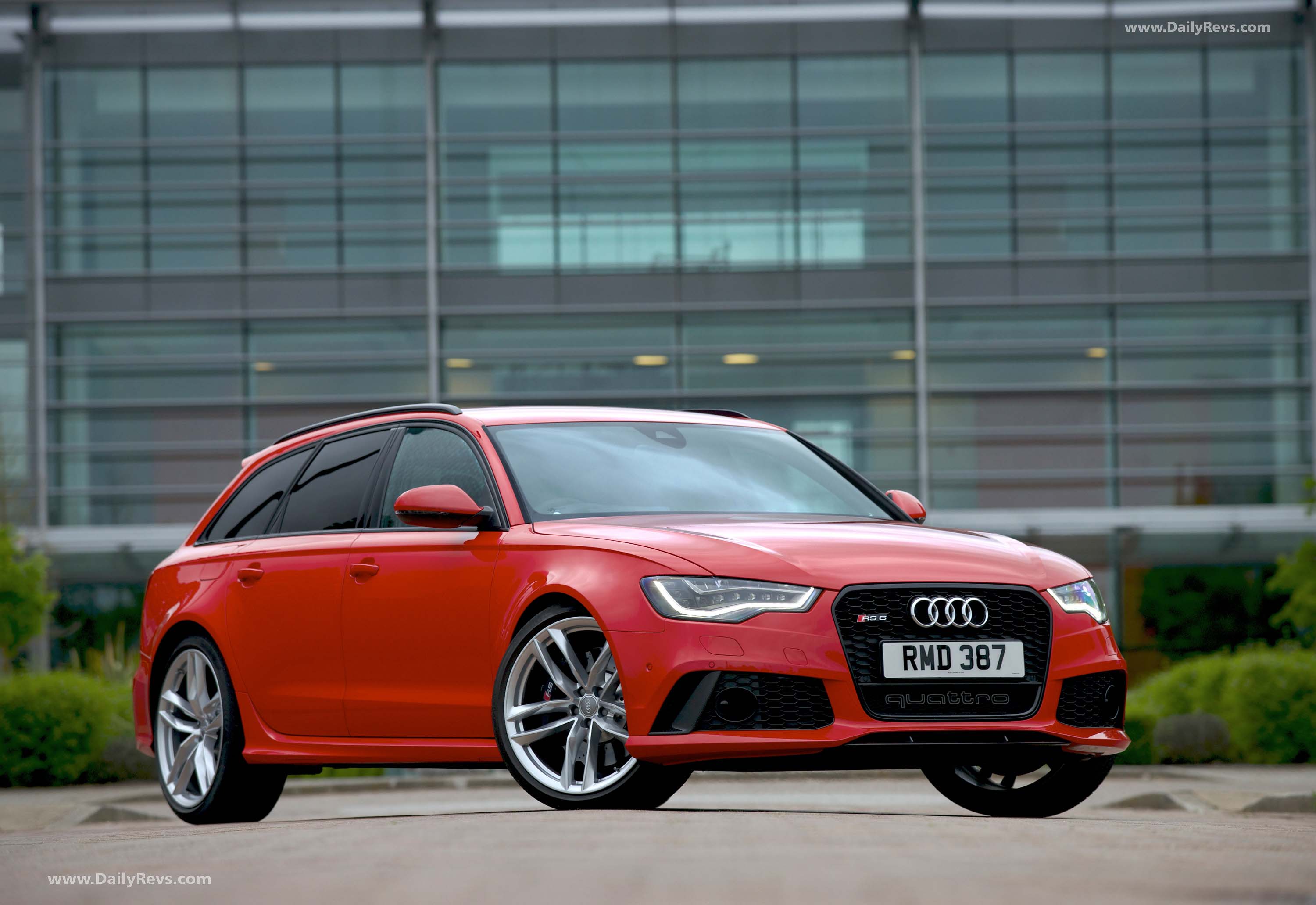 Image for 2014 Audi RS6 Avant - Exteriors, Interiors and Details