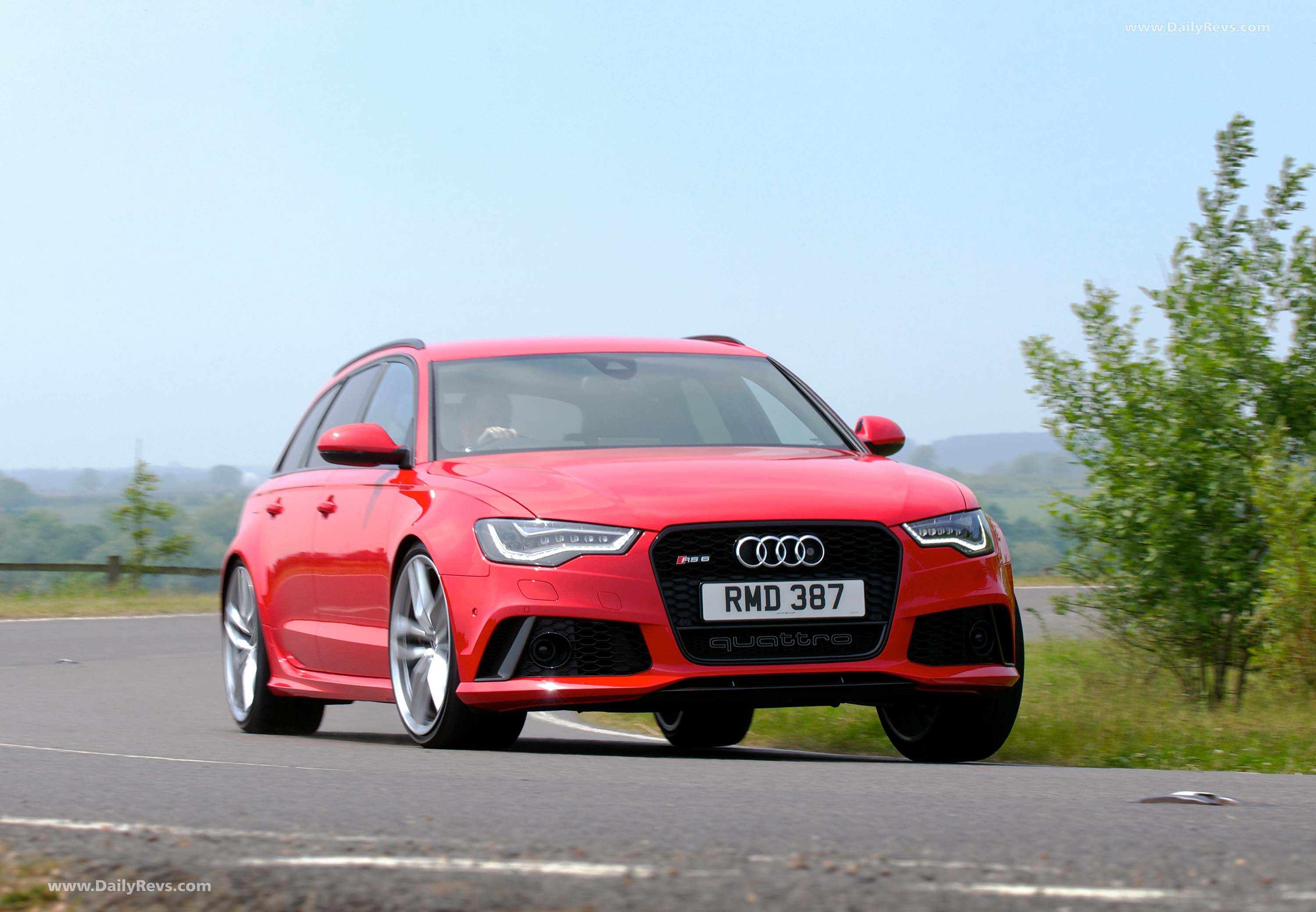 Image for 2014 Audi RS6 Avant - Exteriors, Interiors and Details