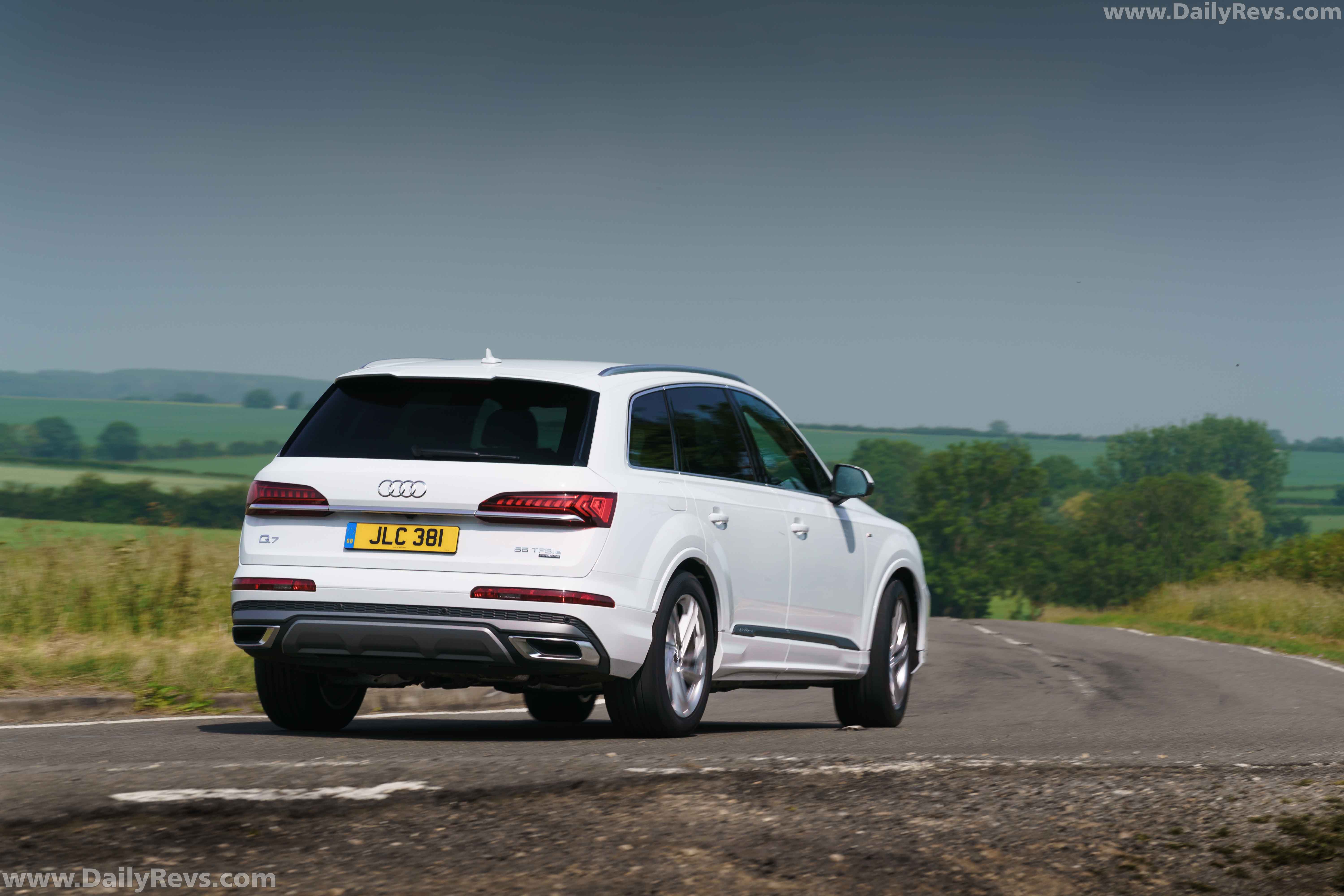 Image for 2020 Audi Q7 TFSI e quattro UK - Exteriors, Interiors and Details