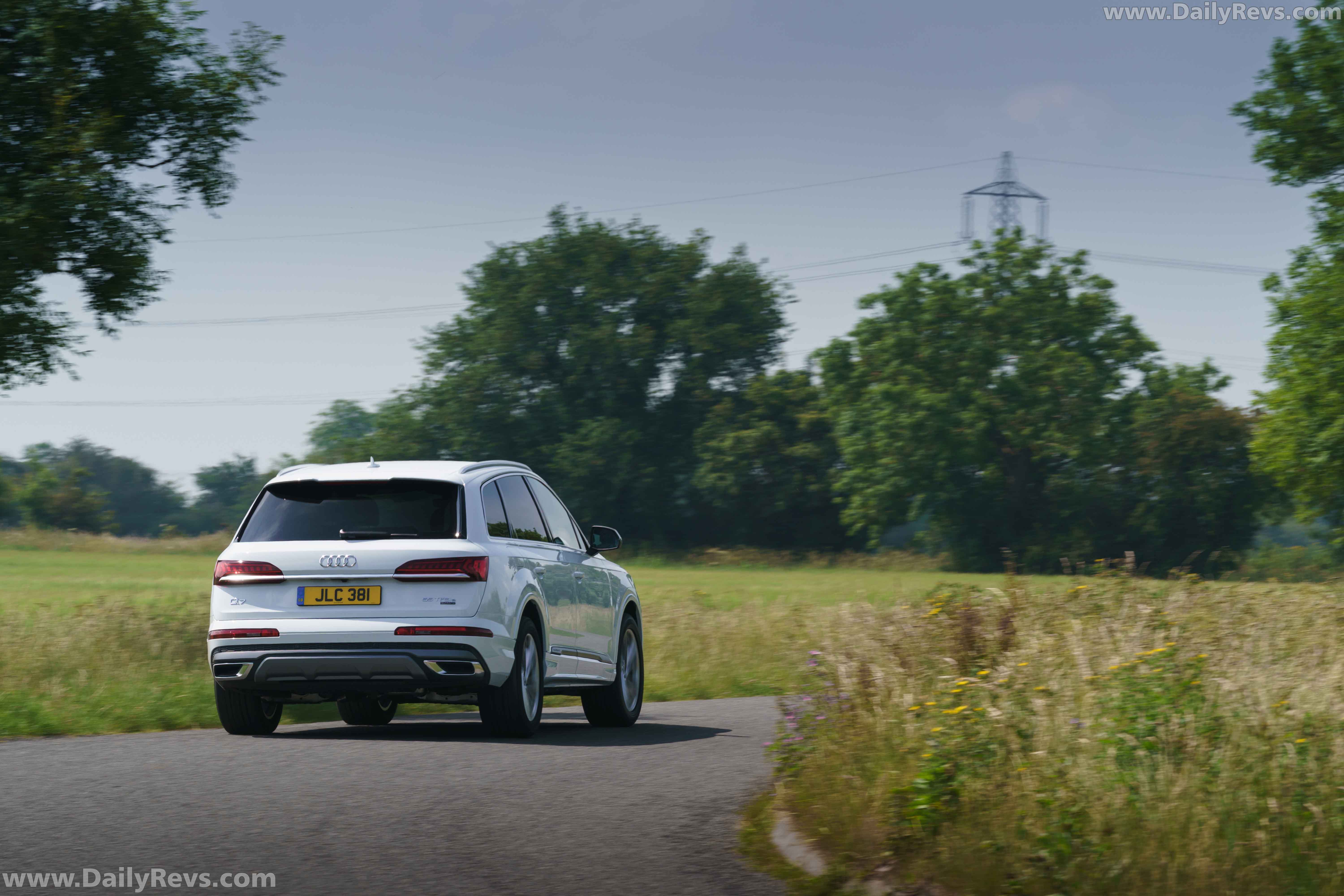 Image for 2020 Audi Q7 TFSI e quattro UK - Exteriors, Interiors and Details