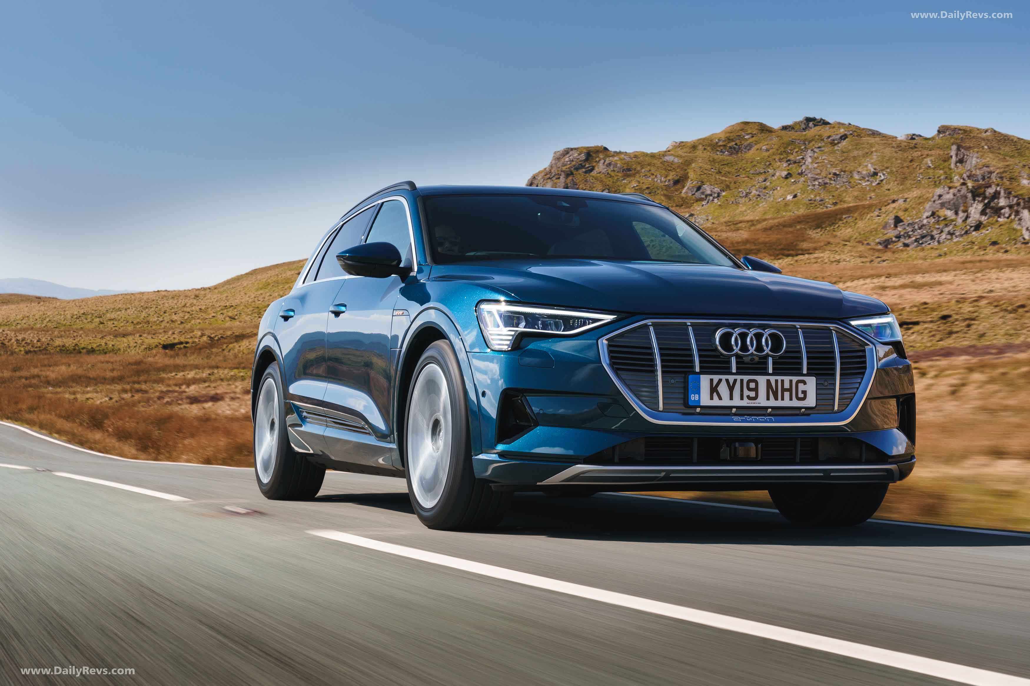 Image for 2020 Audi e-tron UK - Exteriors, Interiors and Details