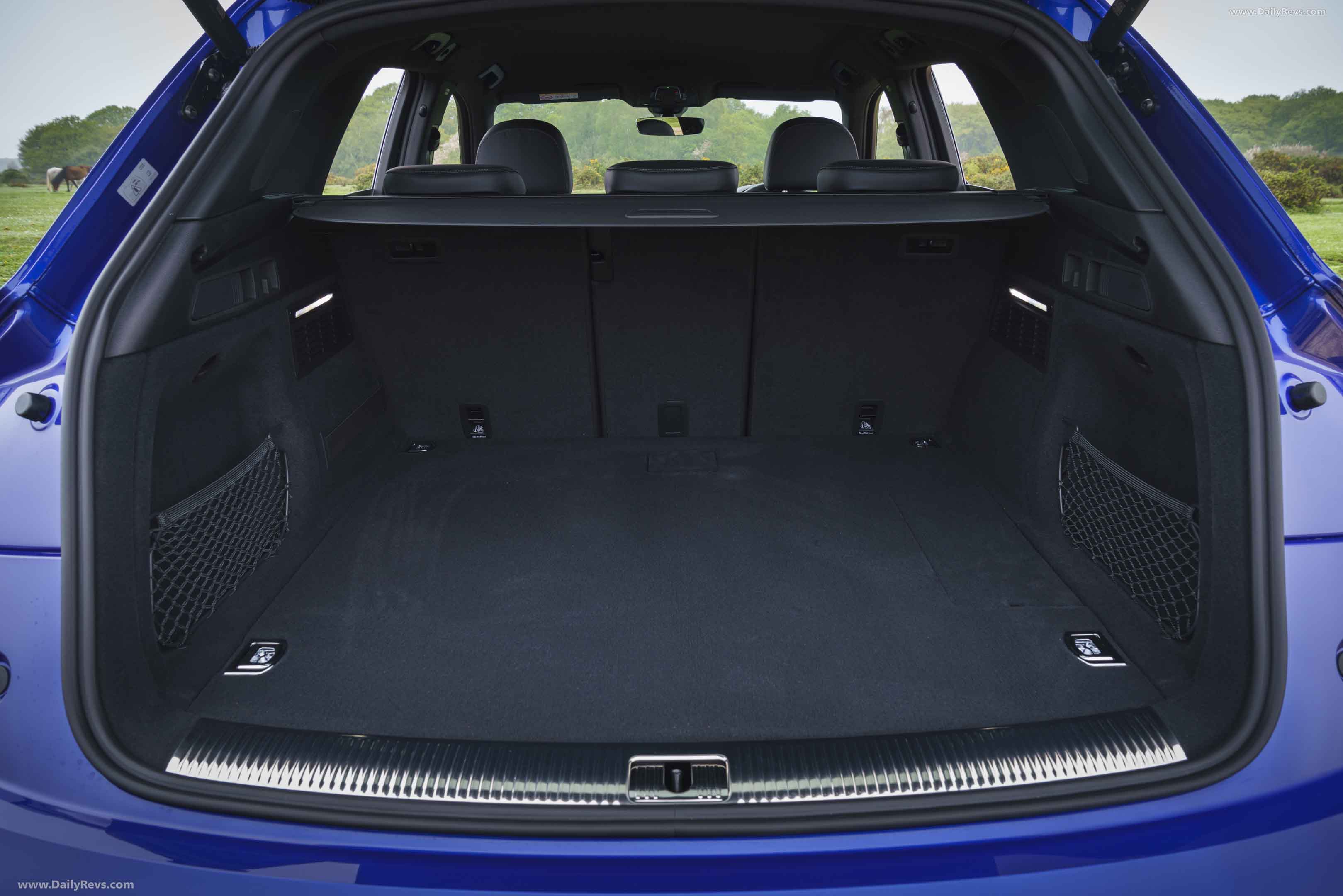 Image for 2023 Audi Q5 50 TFSI e quattro UK Version - Exteriors, Interiors and Details