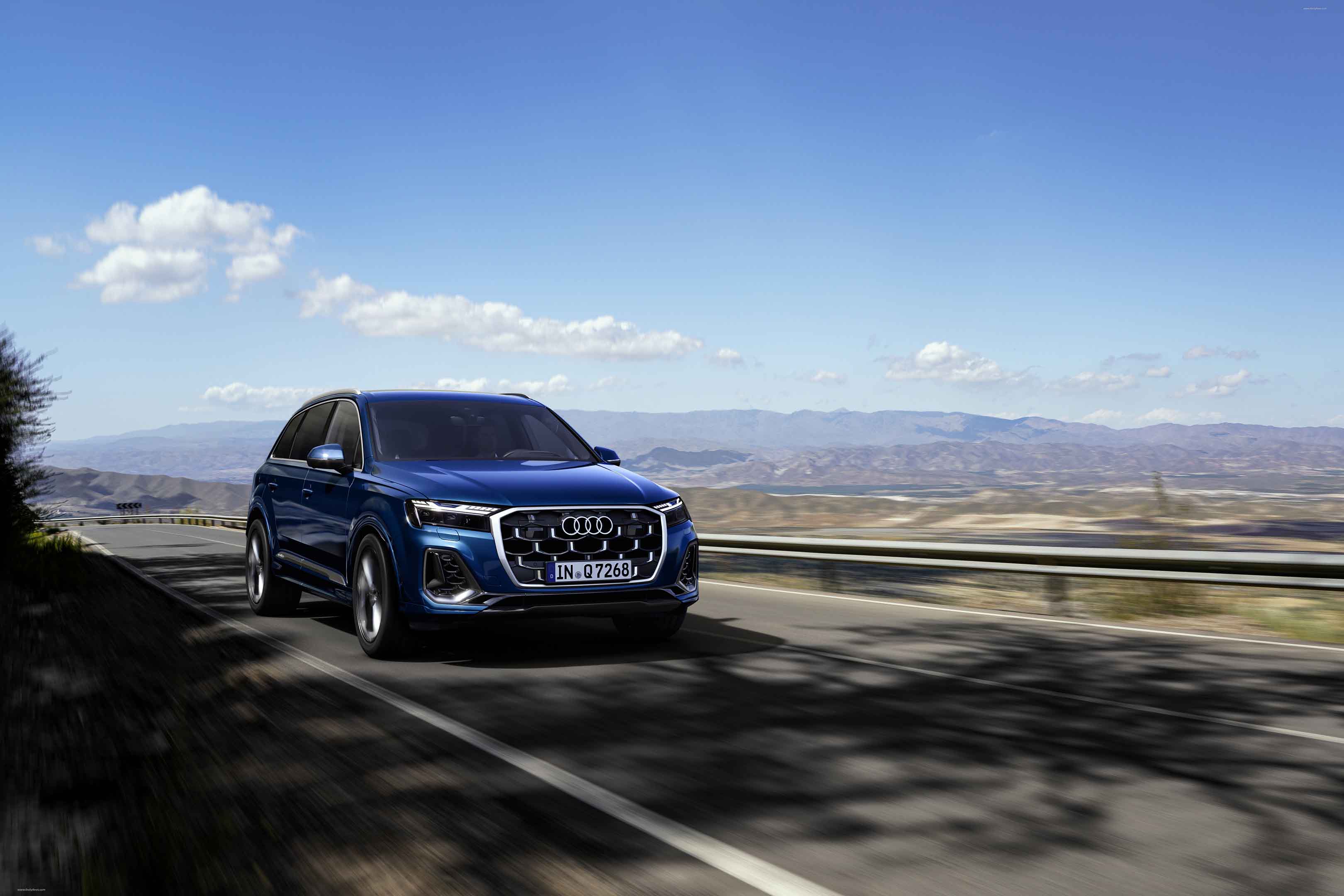 2025 Audi Q7 - Stunning HD Photos, Videos, Specs, Features & Price