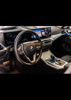 Image for 2022 BMW i4 eDrive40 G26 - Exteriors, Interiors and Details