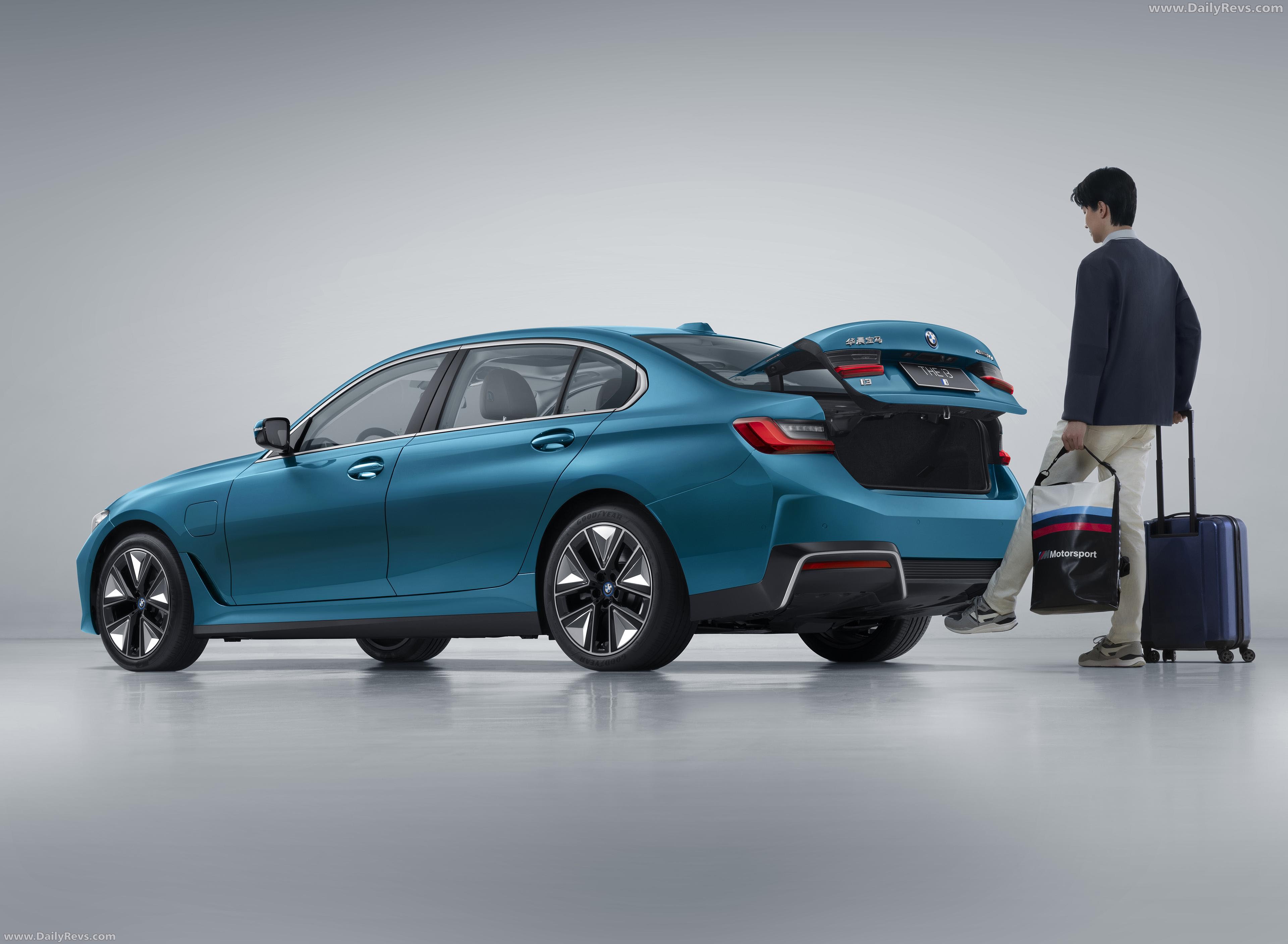 Image for 2023 BMW i3 eDrive35 L i01 - Exteriors, Interiors and Details