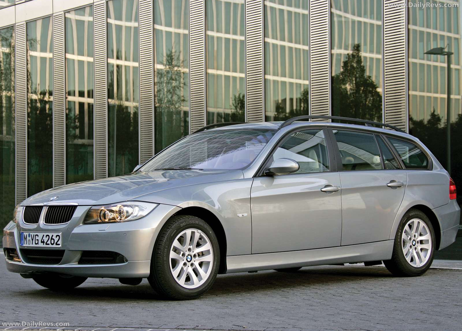 Image for 2006 BMW 320d Touring E91 - Exteriors, Interiors and Details