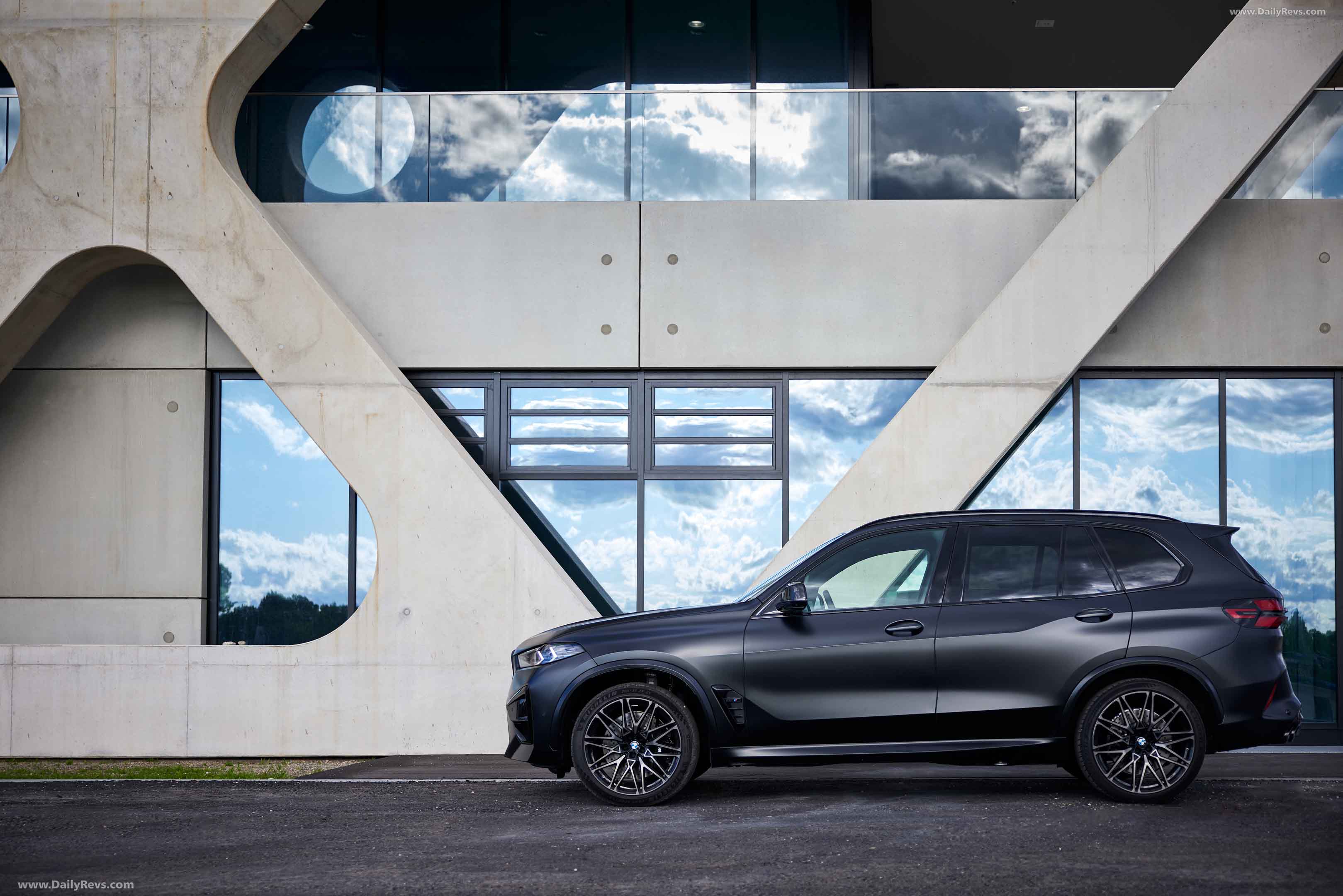 Image for 2024 BMW X5 M Competition Frozen Black F95 - Exteriors, Interiors and Details