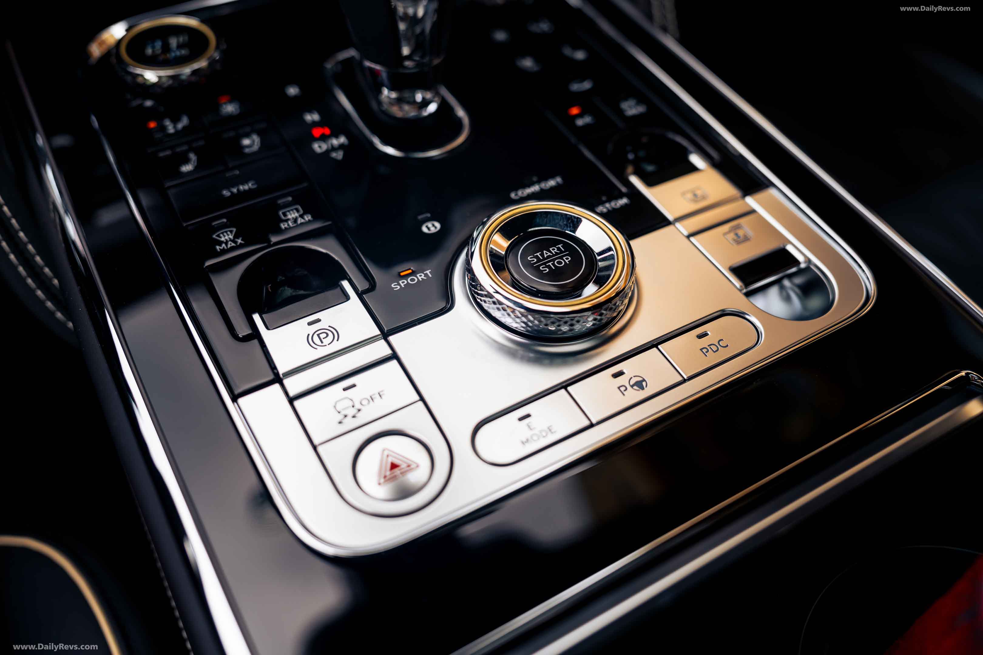 Picture of 2022 Bentley Flying Spur Hybrid Patina