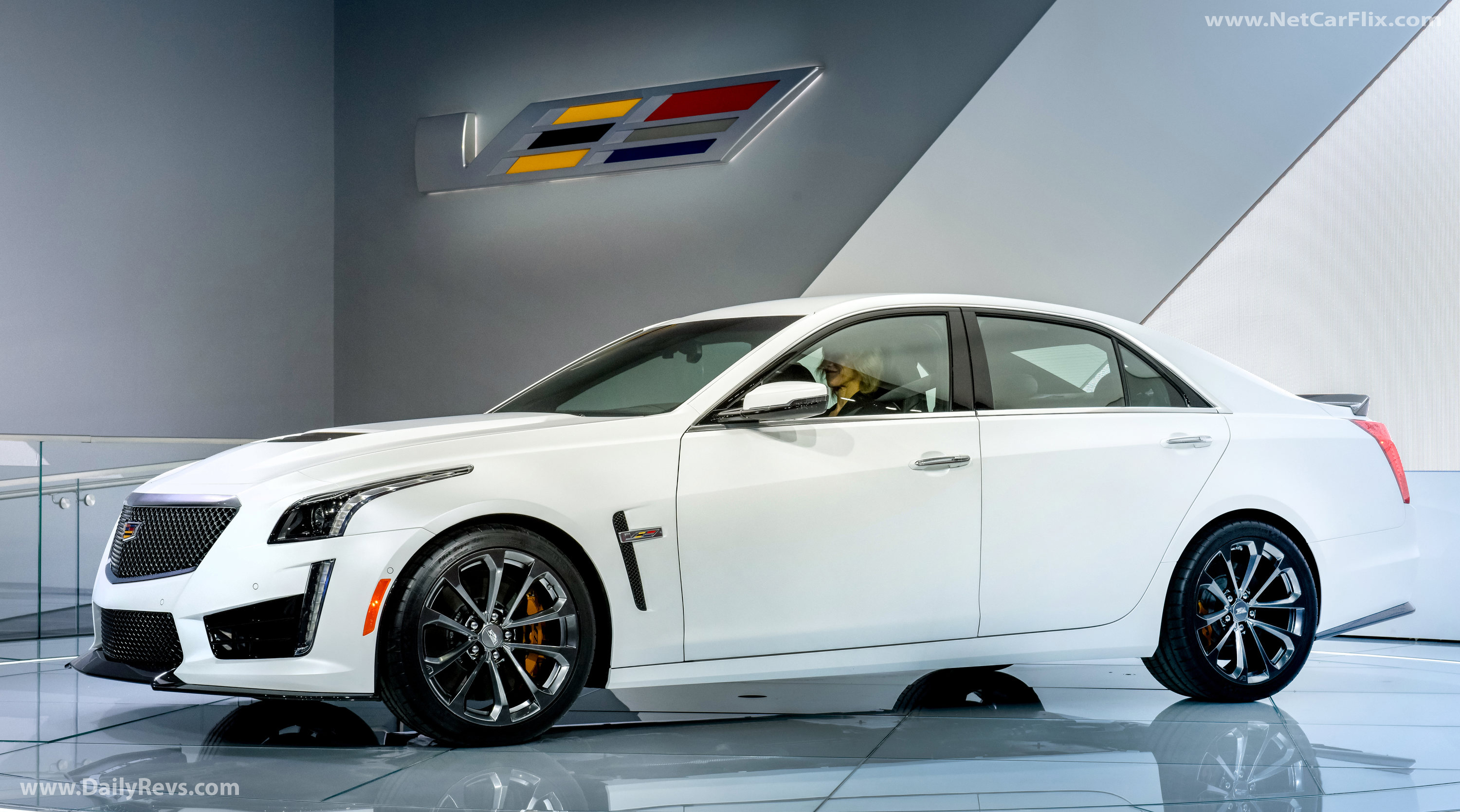 Image for 2016 Cadillac CTS-V - Exteriors, Interiors and Details