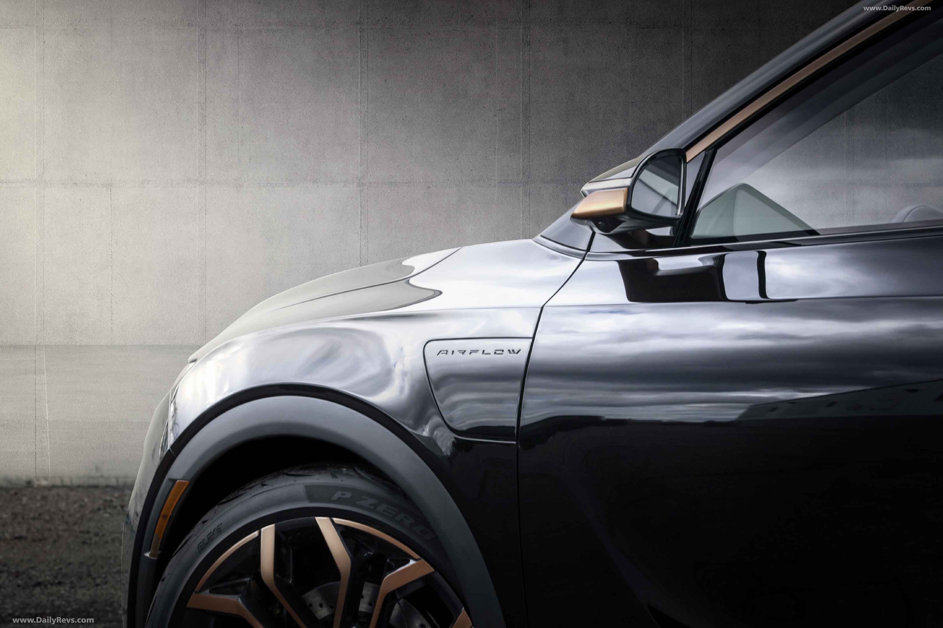 Image for 2022 Chrysler Airflow Graphite Concept - Exteriors, Interiors and Details