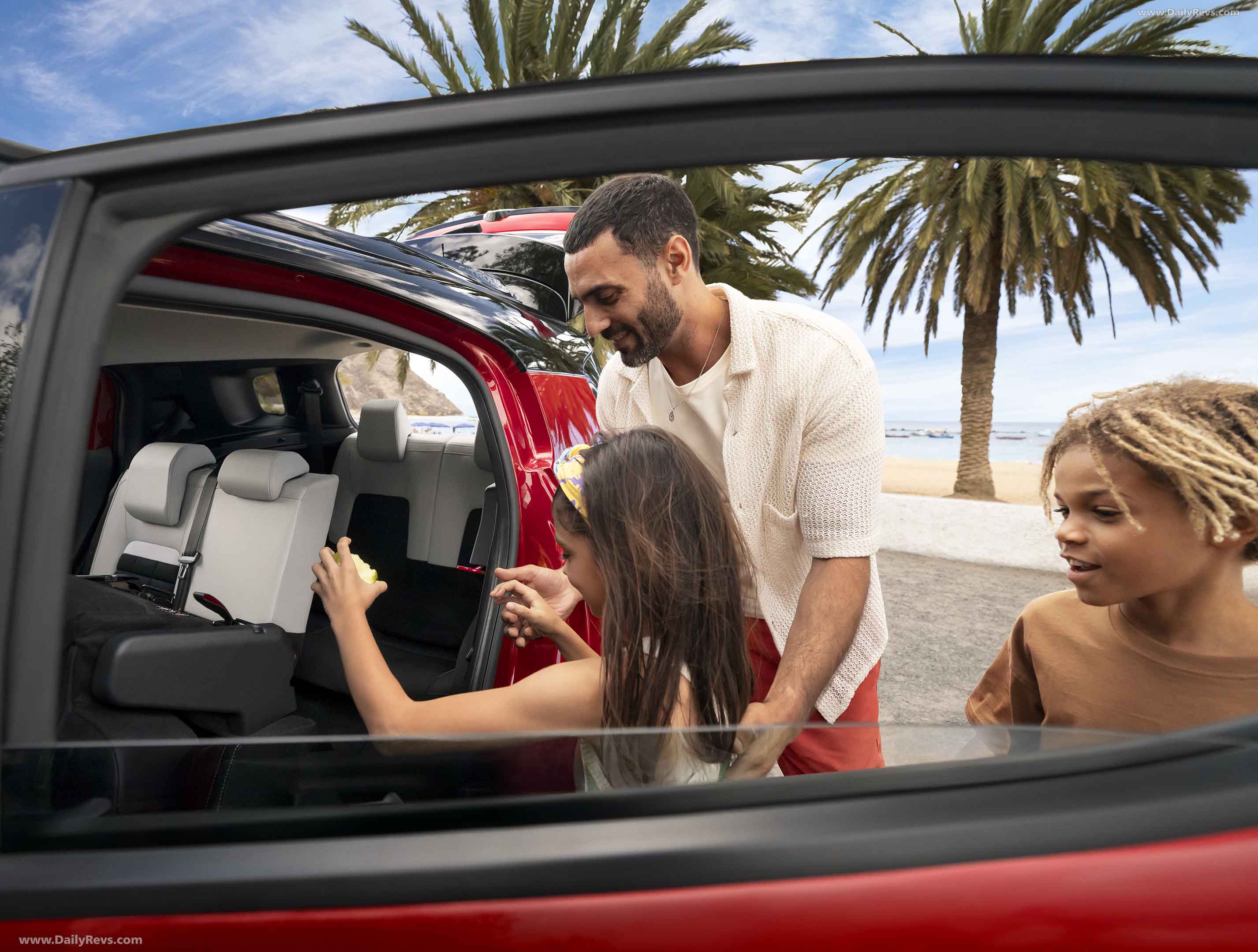 2025 Citroen e-C3 Aircross - Stunning HD Photos, Videos, Specs ...