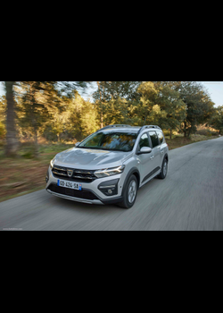 Image for 2022 Dacia Jogger Moonstone Grey - Exteriors, Interiors and Details