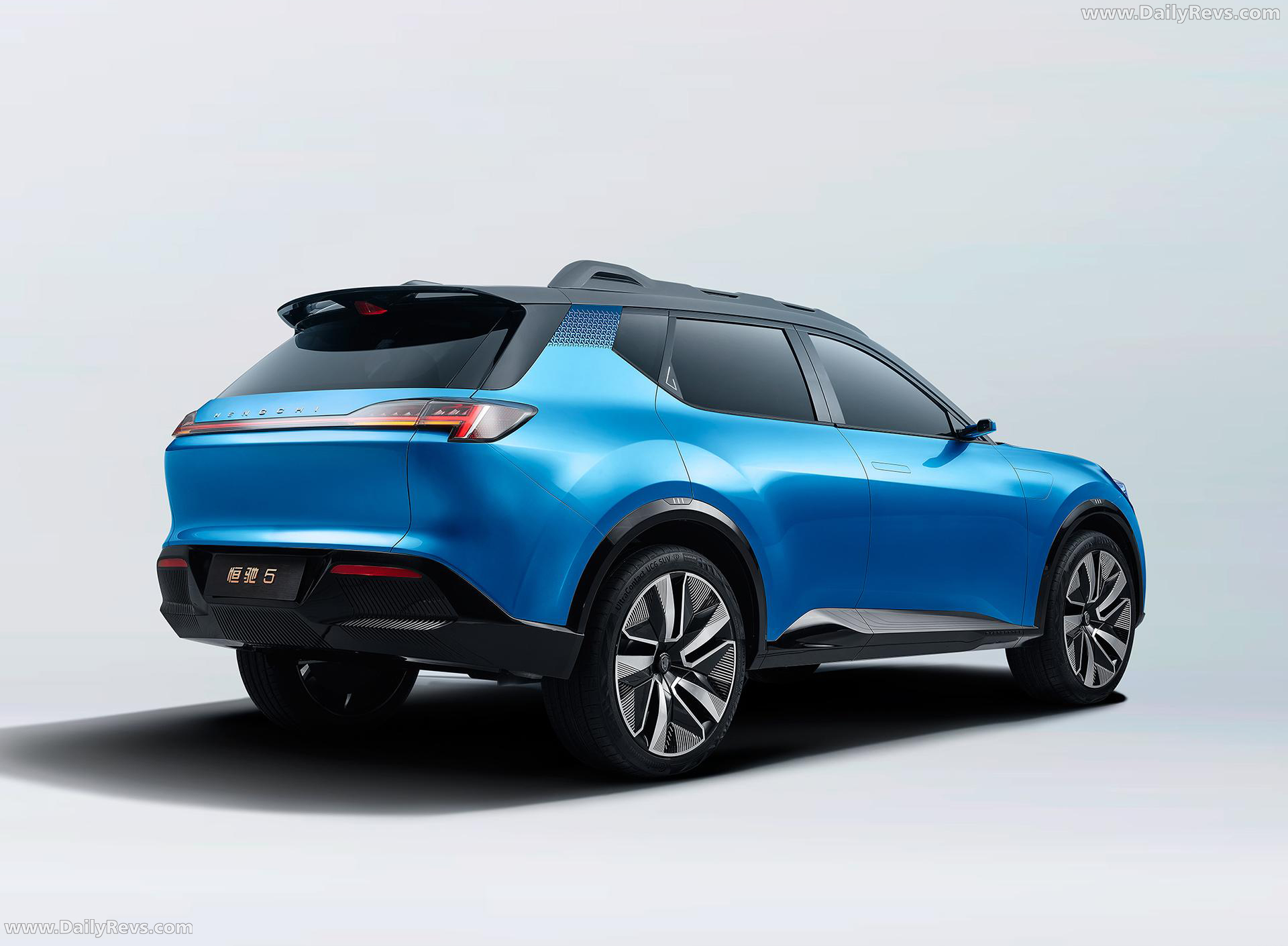 2020 Evergrande Hengchi 5 Stunning HD Photos, Videos, Specs, Features