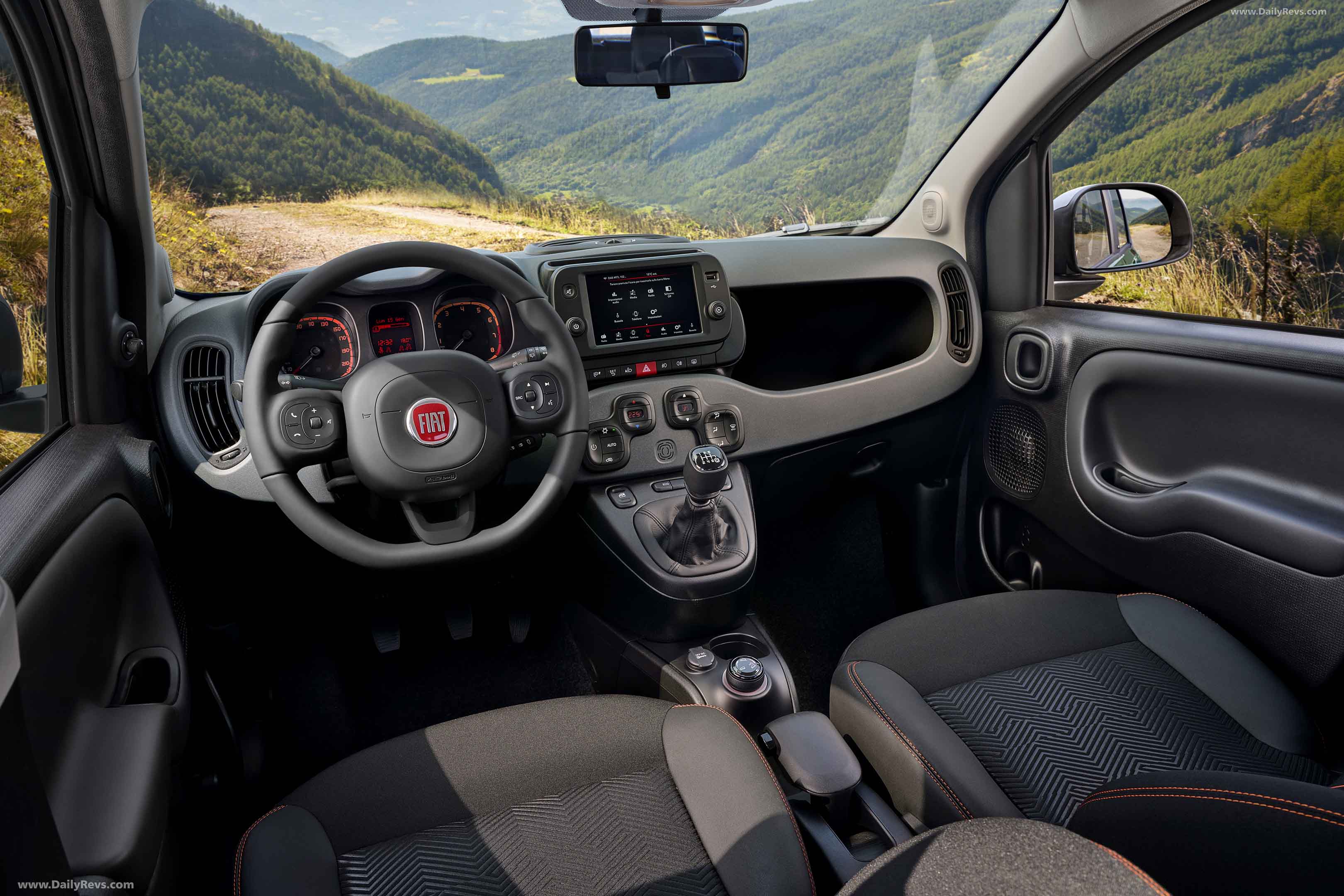 Image for 2023 Fiat Panda Garmin - Exteriors, Interiors and Details