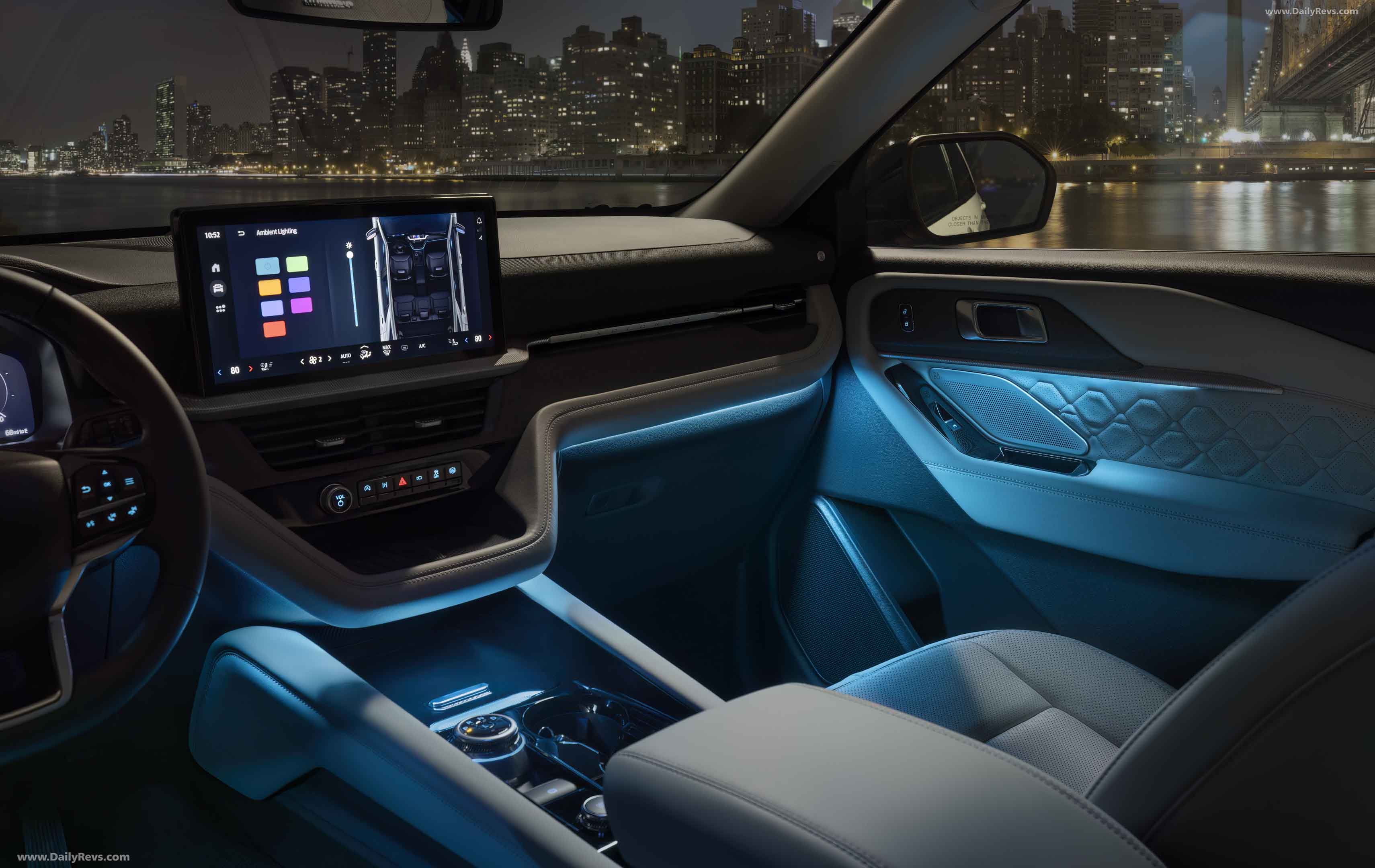 2025 Ford Explorer Platinum Stunning HD Photos Videos Specs 