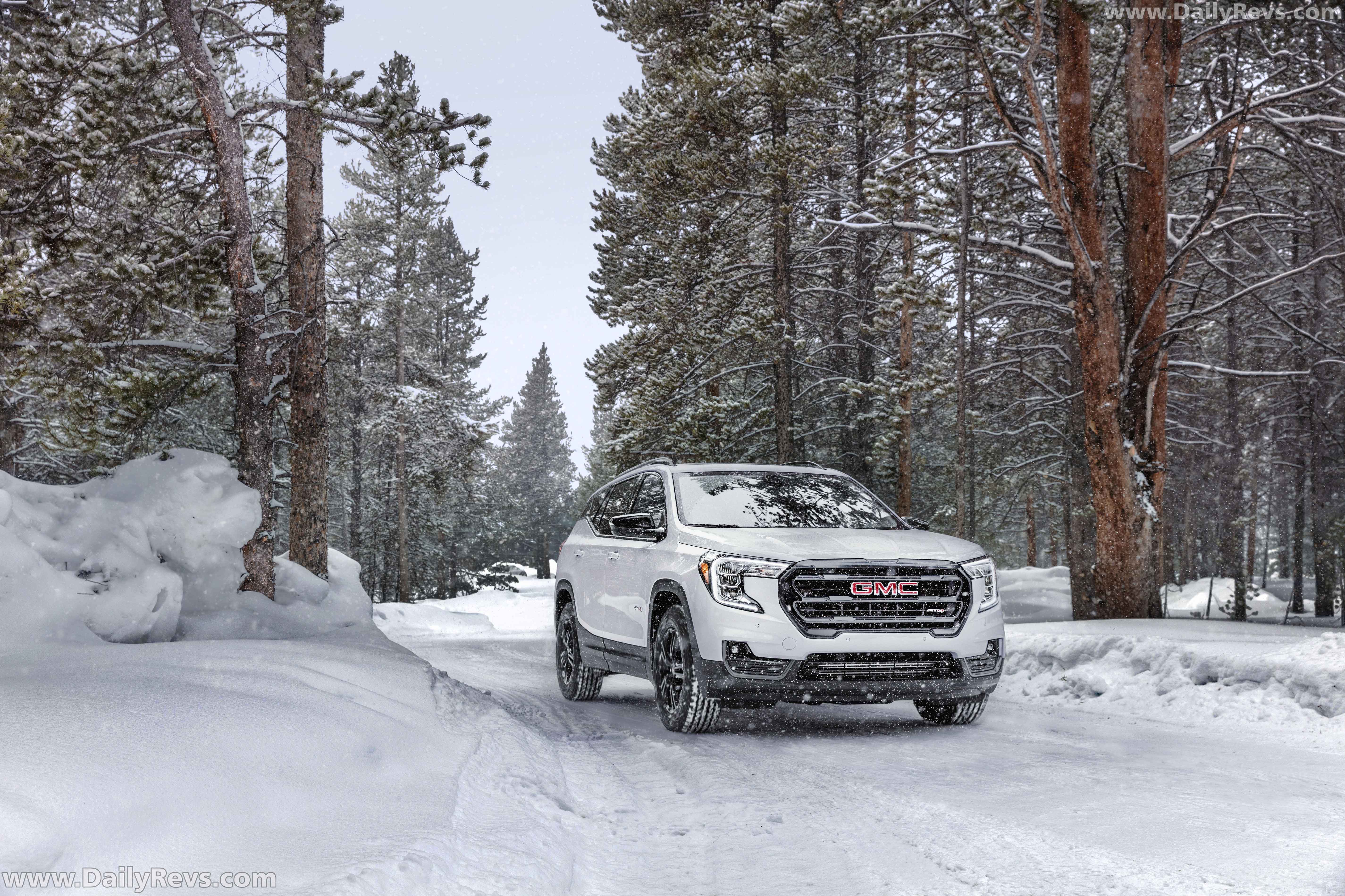 Picture of 2022 GMC Terrain AT4