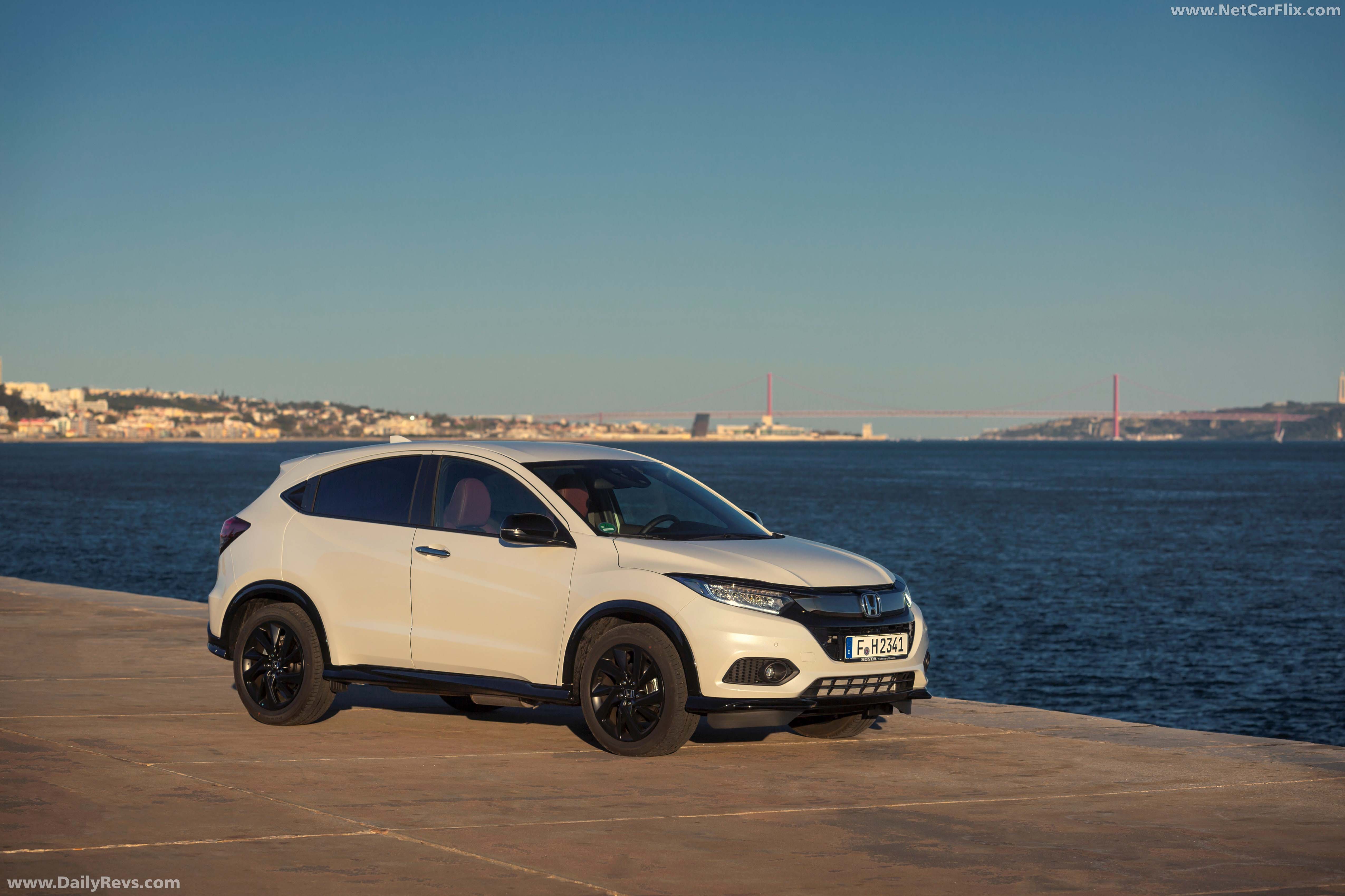 Image for 2019 Honda HR-V EU - Exteriors, Interiors and Details