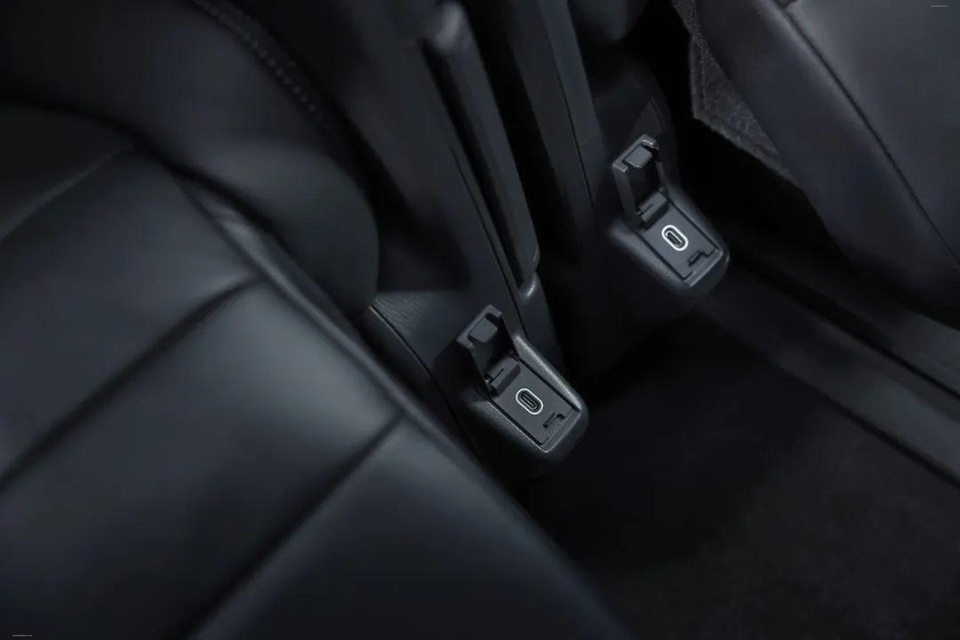 2023 Honda Odyssey Black Edition Stunning