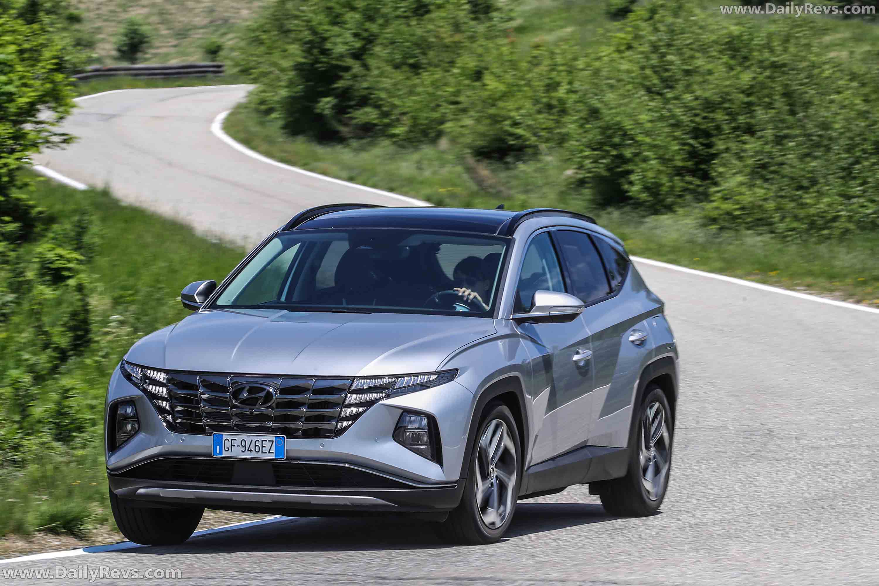 Image for 2022 Hyundai Tucson PHEV European Version - Exteriors, Interiors and Details