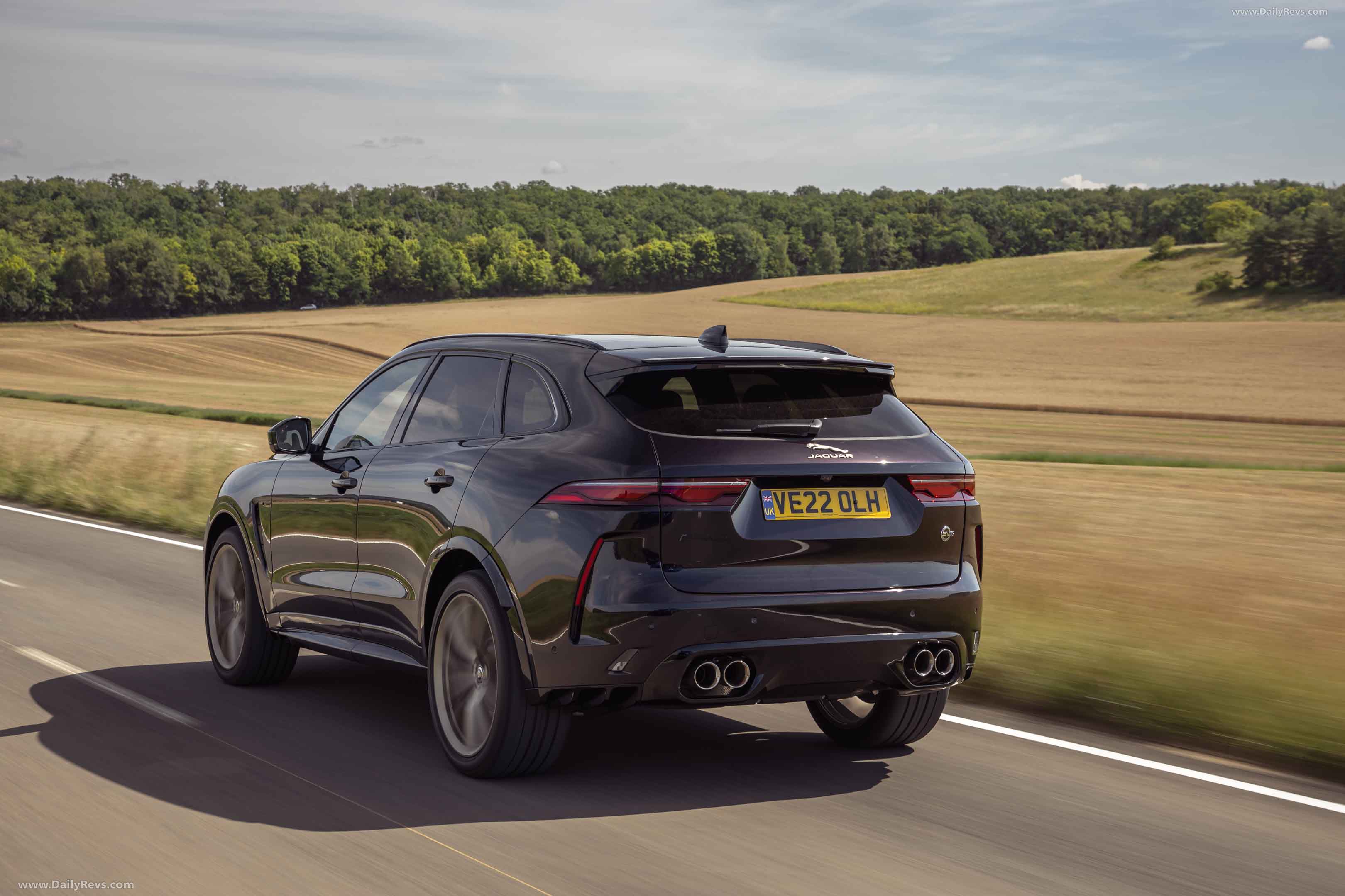 Image for 2022 Jaguar F-Pace SVR Edition 1988 - Exteriors, Interiors and Details