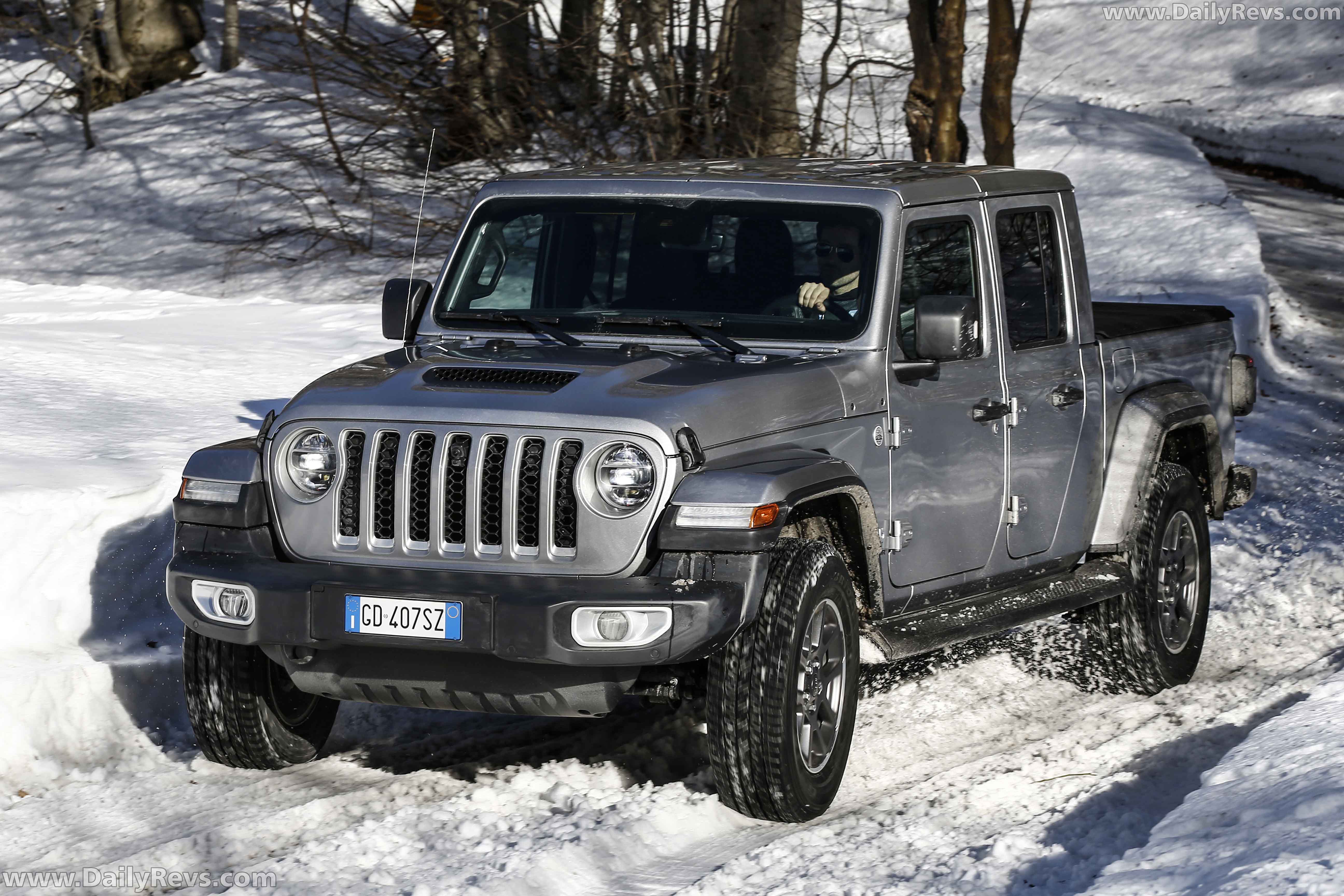 Image for 2021 Jeep Gladiator Overland - Exteriors, Interiors and Details