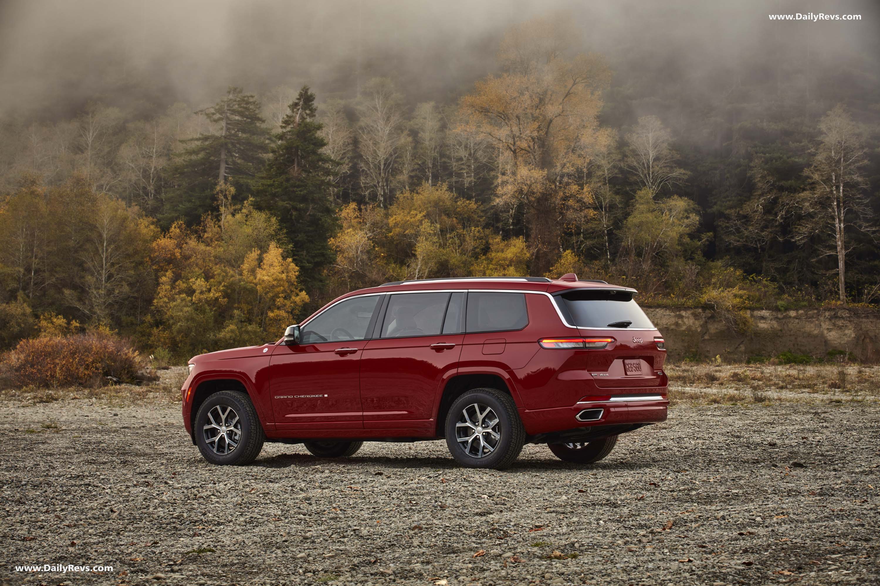 Image for 2021 Jeep Grand Cherokee L Overland - Exteriors, Interiors and Details