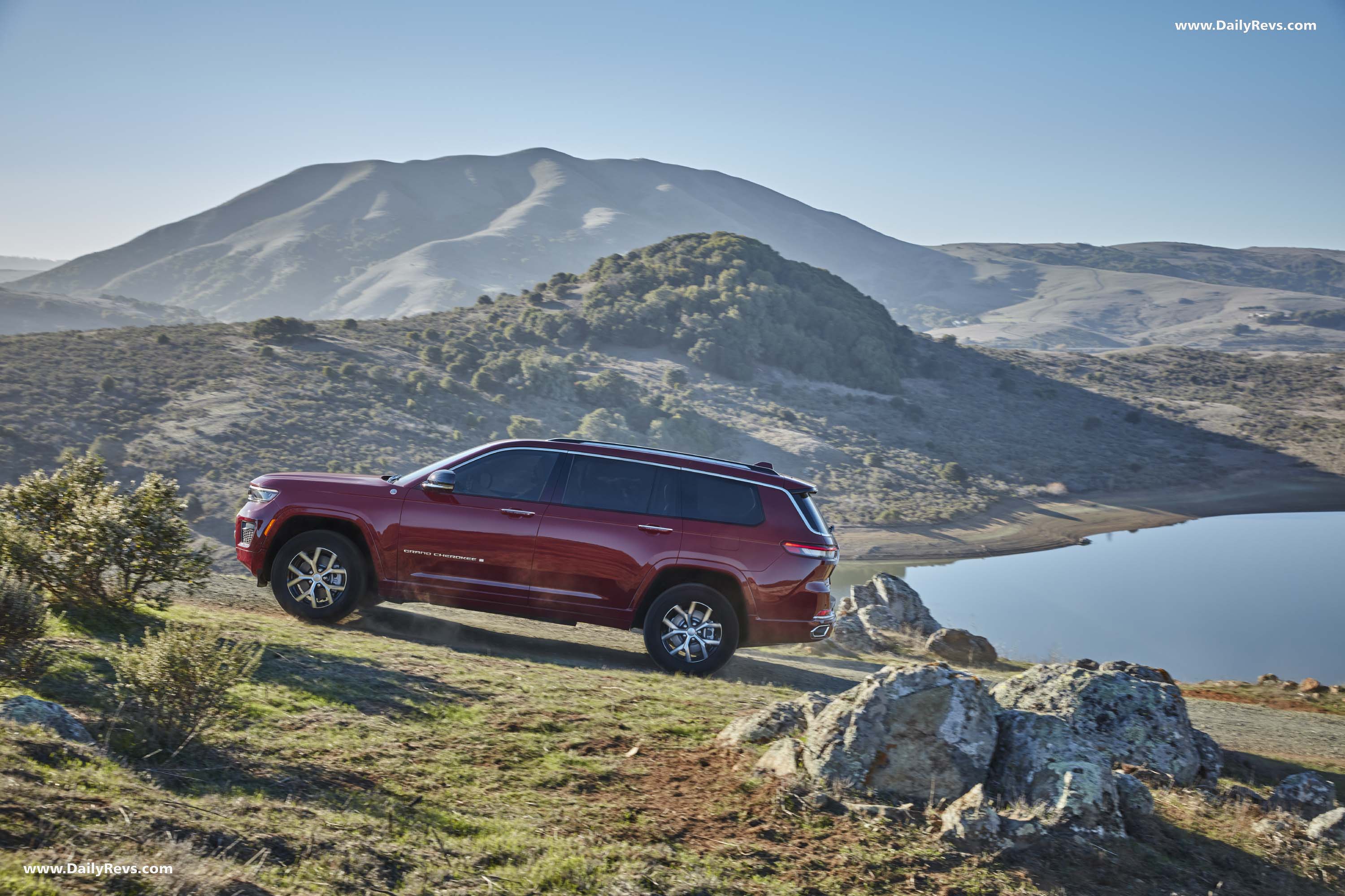 Image for 2021 Jeep Grand Cherokee L Overland - Exteriors, Interiors and Details