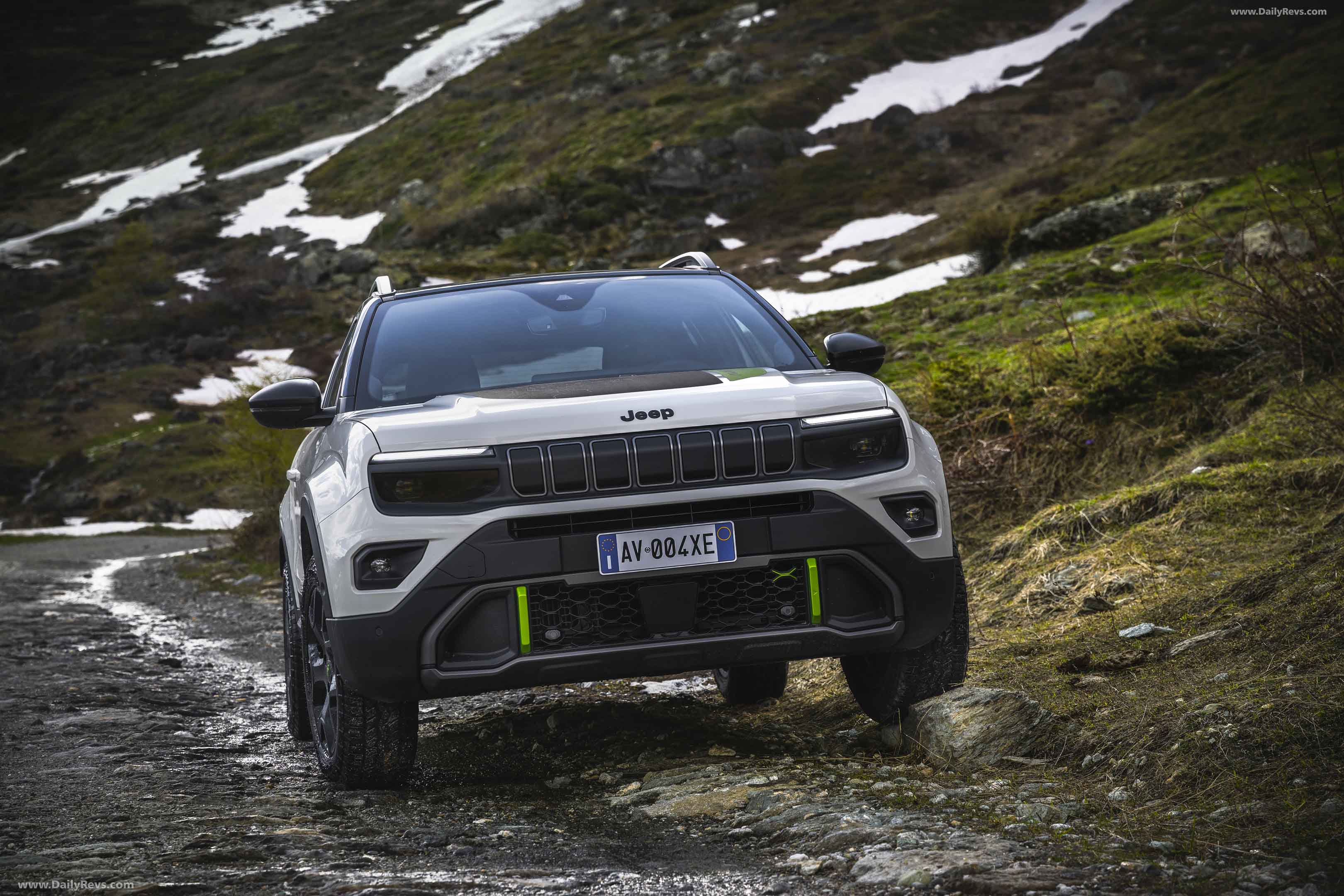 2025 Jeep Avenger 4xe Stunning HD Photos, Videos, Specs, Features