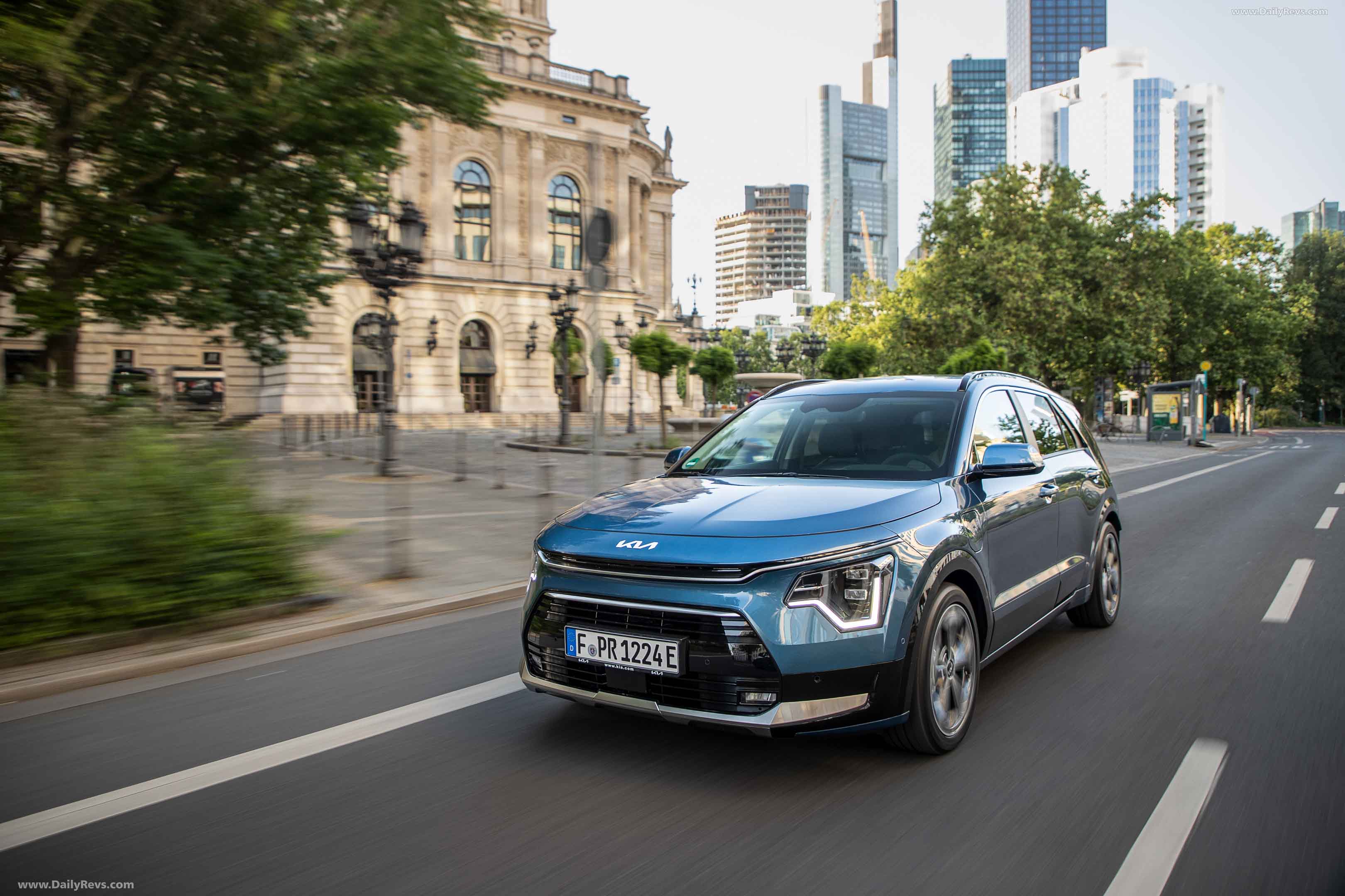Picture of 2023 Kia Niro PHEV European Version