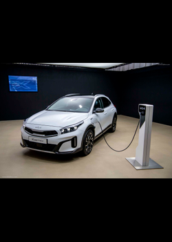 Image for 2023 Kia Xceed Phev - Exteriors, Interiors and Details