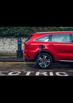 Image for 2021 Kia Sorento PHEV UK Runway Red - Exteriors, Interiors and Details