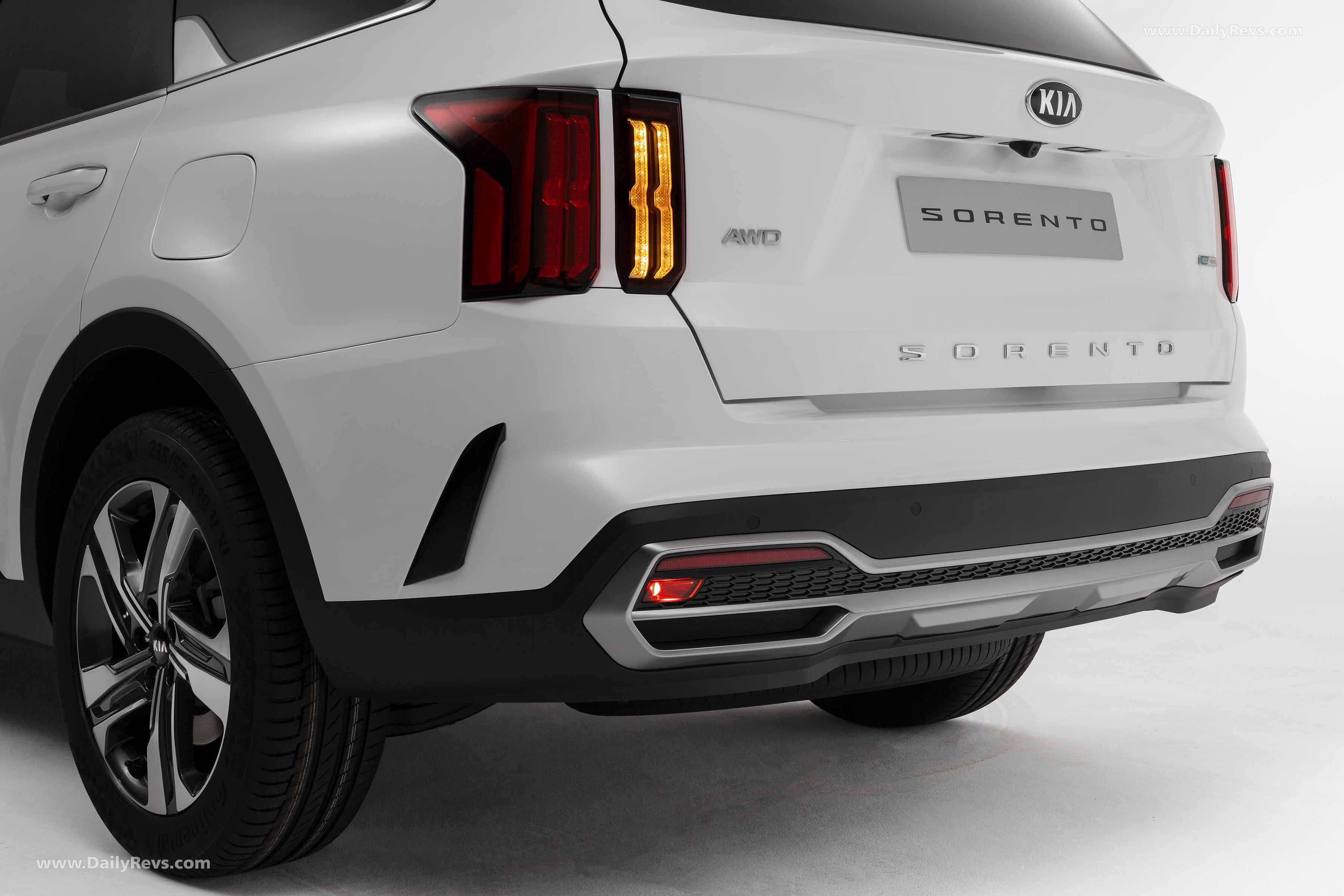 Image for 2021 Kia Sorento - Exteriors, Interiors and Details